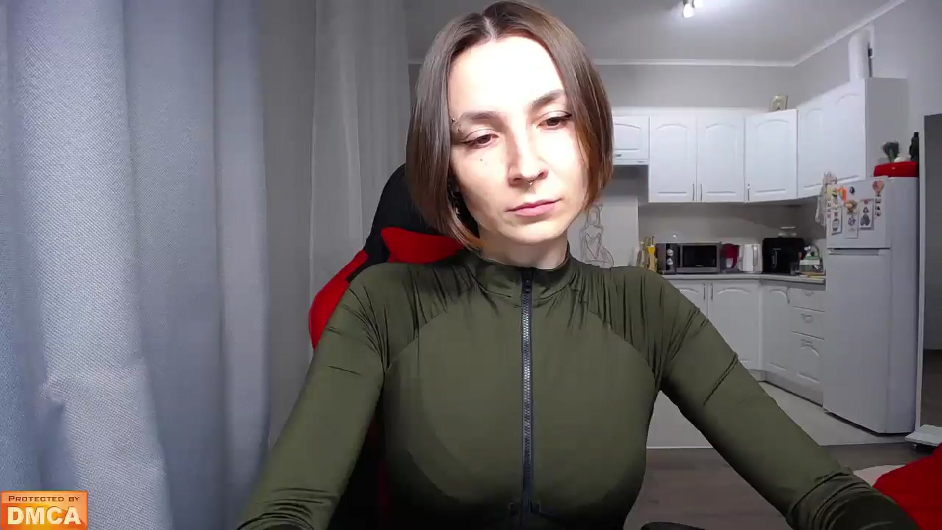Gallery image thumbnail from Your_Red_Foxy's myfreecams stream on, 12/08/2024, 17:54 image 13 of 20