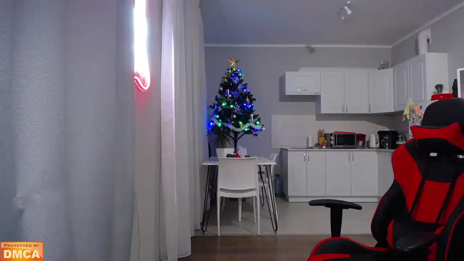 Gallery image thumbnail from Your_Red_Foxy's myfreecams stream on, 12/23/2024, 17:41 image 16 of 20