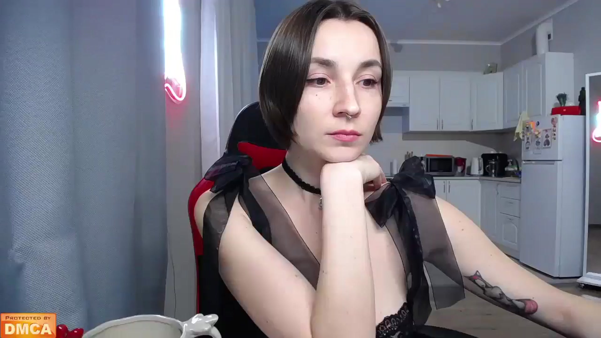 Gallery image thumbnail from Your_Red_Foxy's myfreecams stream on, 12/23/2024, 17:41 image 4 of 20