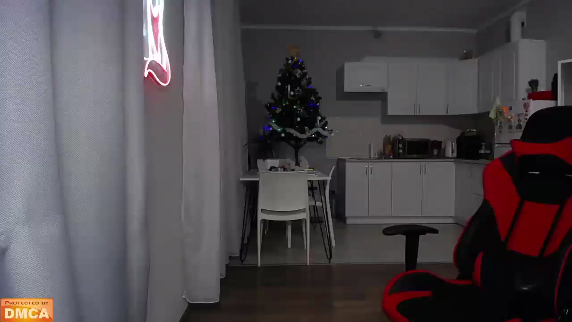 Gallery image thumbnail from Your_Red_Foxy's myfreecams stream on, 12/26/2024, 18:40 image 2 of 20