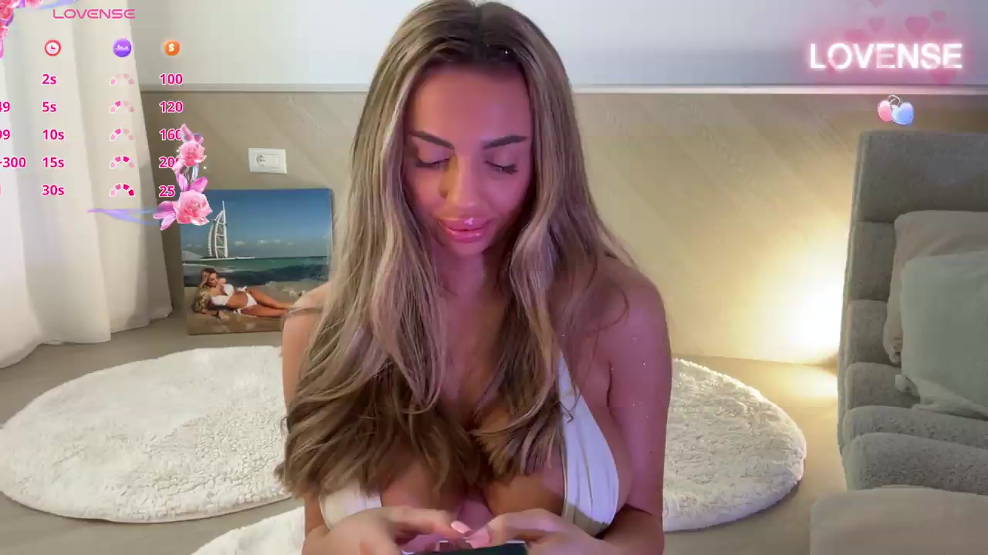 Gallery image thumbnail from Your_Selena's myfreecams stream on, 05/16/2026, 04:35 image 15 of 20