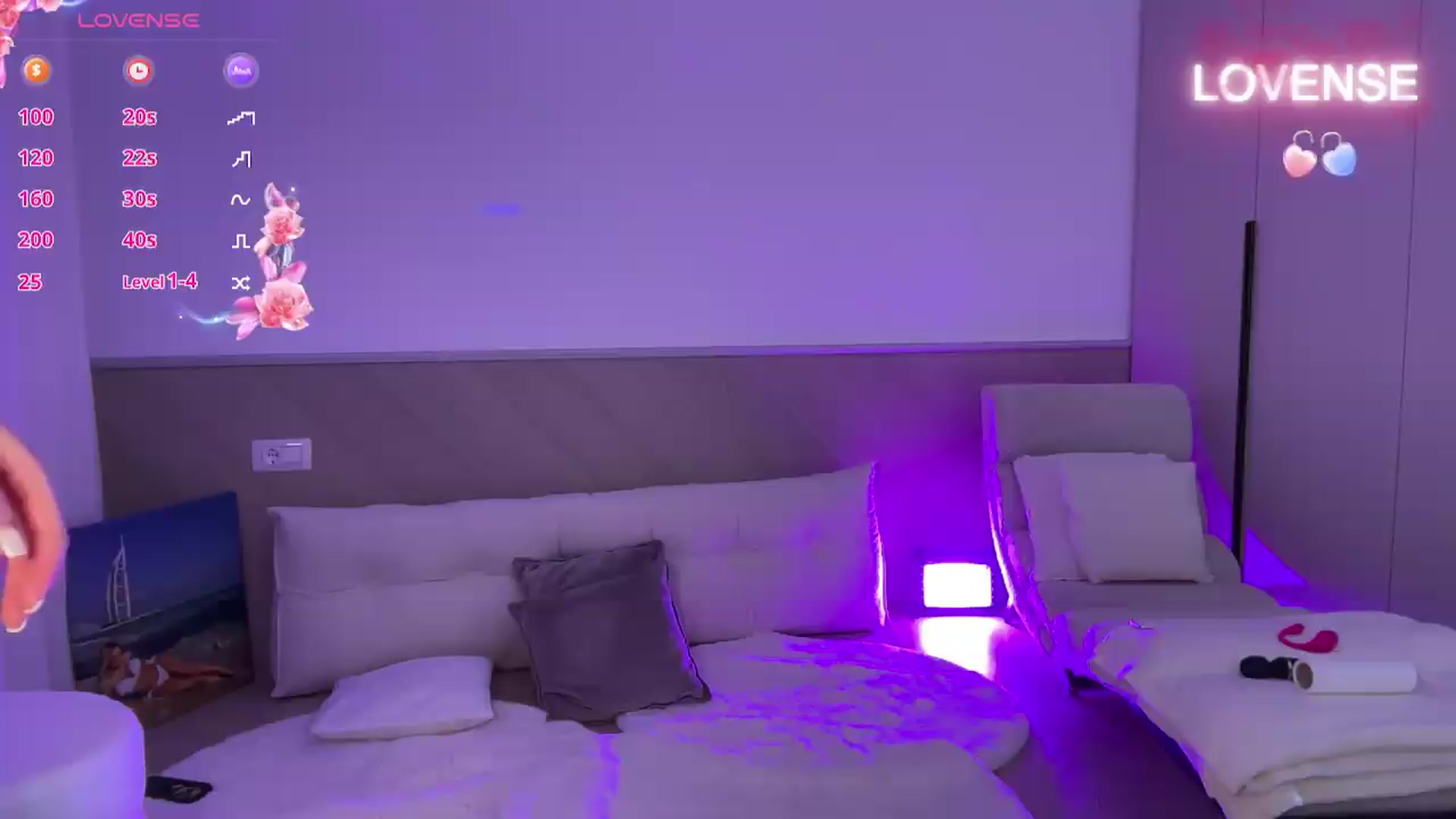 Gallery image thumbnail from Your_Selena's myfreecams stream on, 06/05/2026, 01:51 image 18 of 20