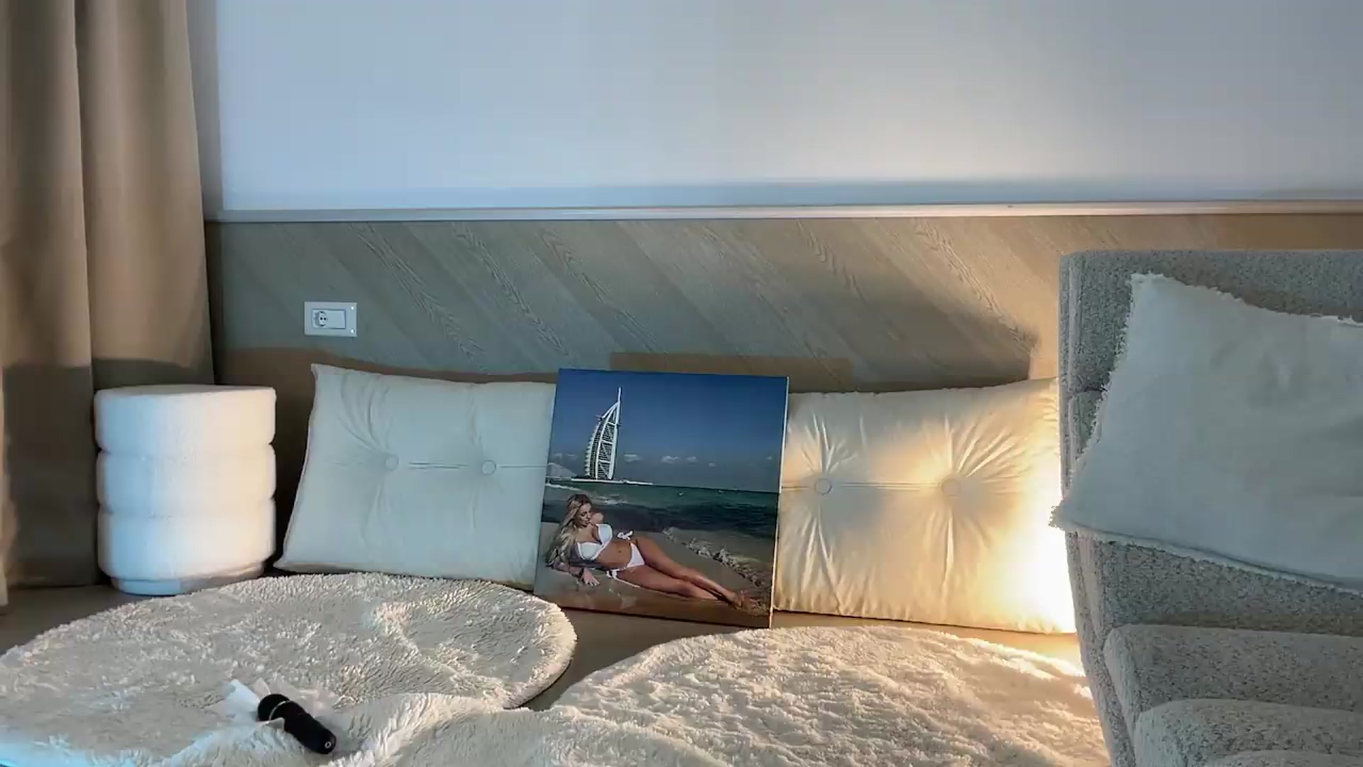 Gallery image thumbnail from Your_Selena's myfreecams stream on, 06/22/2026, 03:57 image 9 of 20