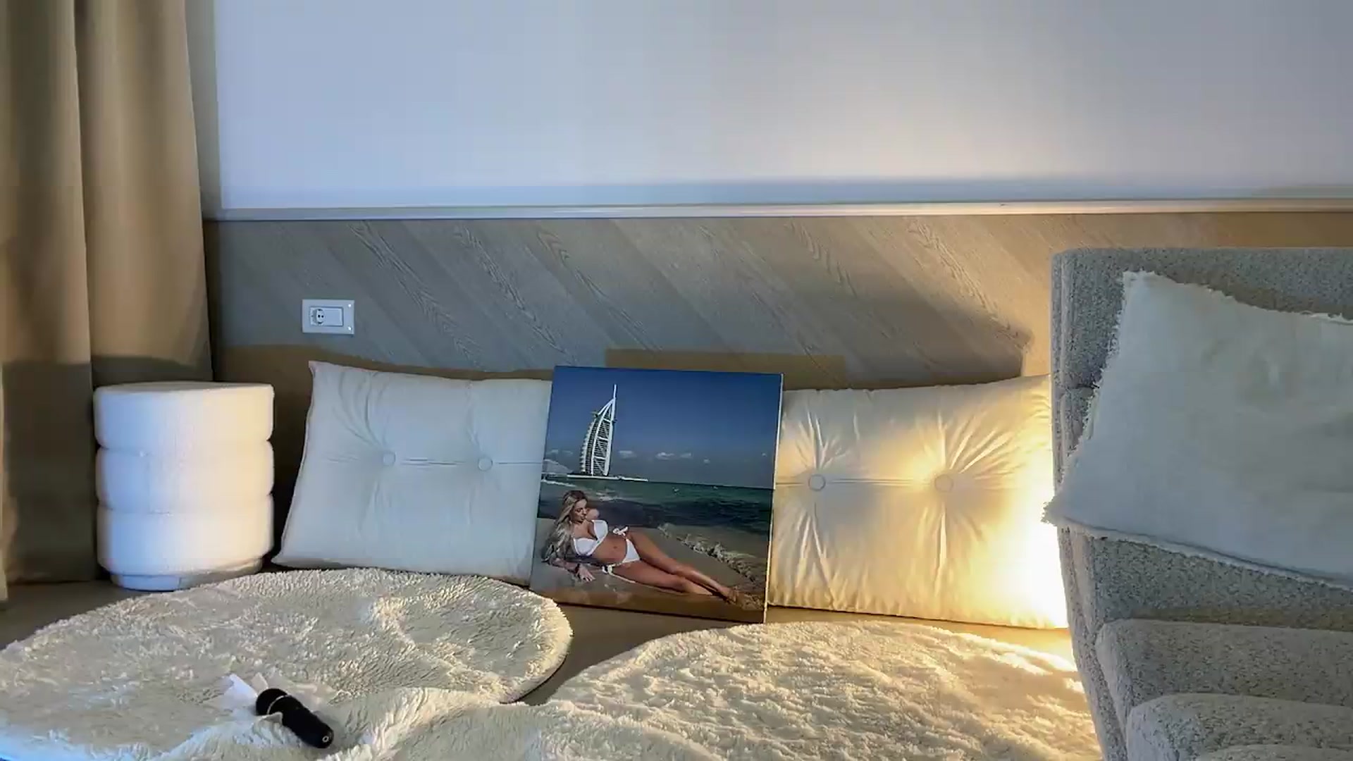 Gallery image thumbnail from Your_Selena's myfreecams stream on, 06/22/2026, 03:57 image 8 of 20