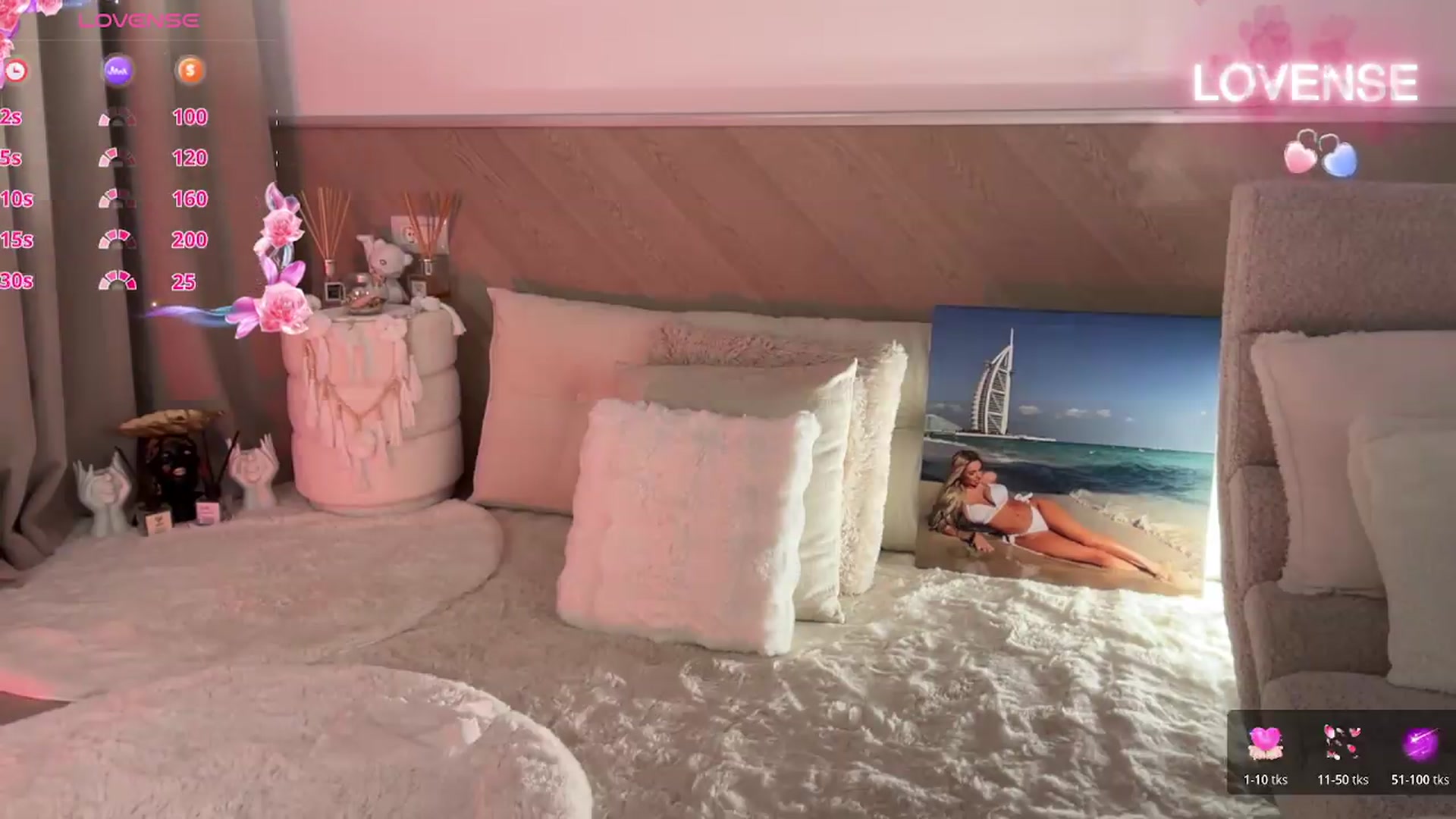 Gallery image thumbnail from Your_Selena's myfreecams stream on, 06/26/2026, 24:41 image 7 of 20