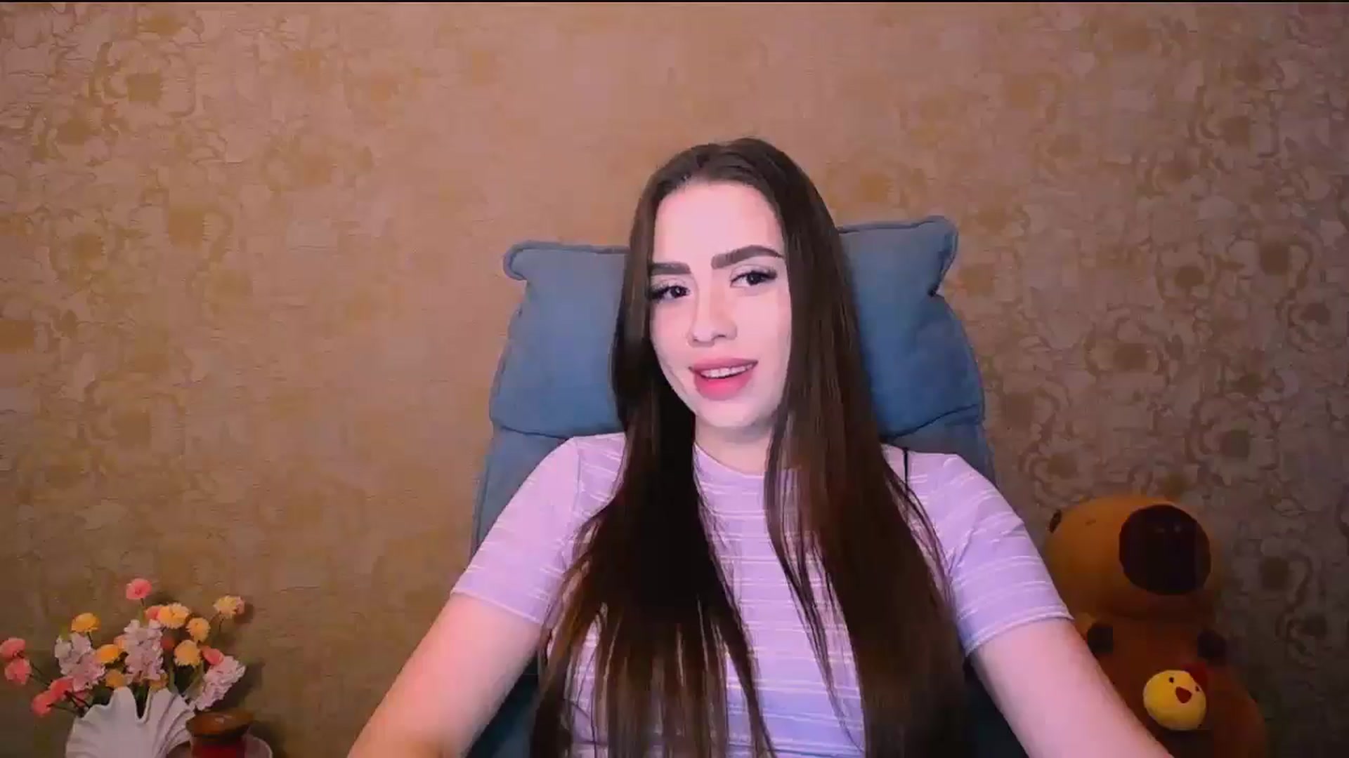 Gallery image thumbnail from Your_fantas's myfreecams stream on, 10/02/2025, 12:36 image 15 of 20