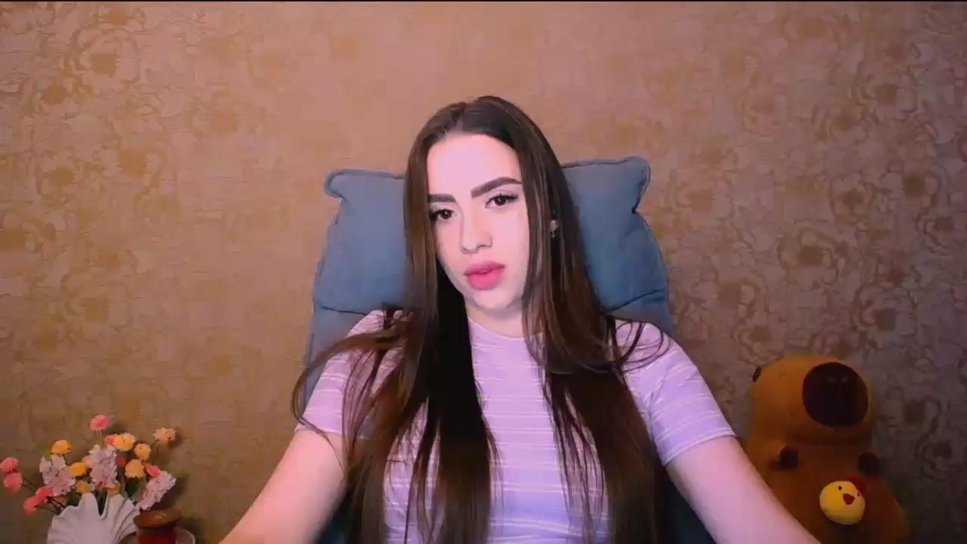 Gallery image thumbnail from Your_fantas's myfreecams stream on, 10/02/2025, 12:36 image 5 of 20
