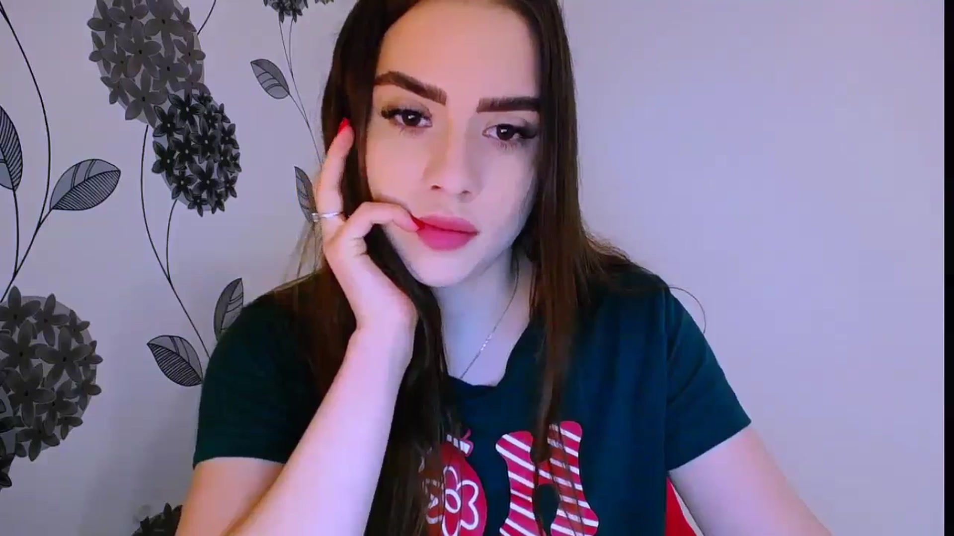 Gallery image thumbnail from Your_fantas's myfreecams stream on, 12/04/2025, 14:20 image 8 of 20