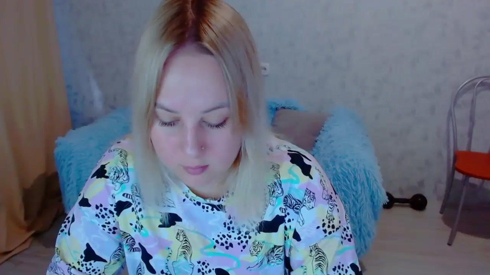 Gallery image thumbnail from Your_heart00's myfreecams stream on, 09/17/2023, 11:57 image 14 of 20
