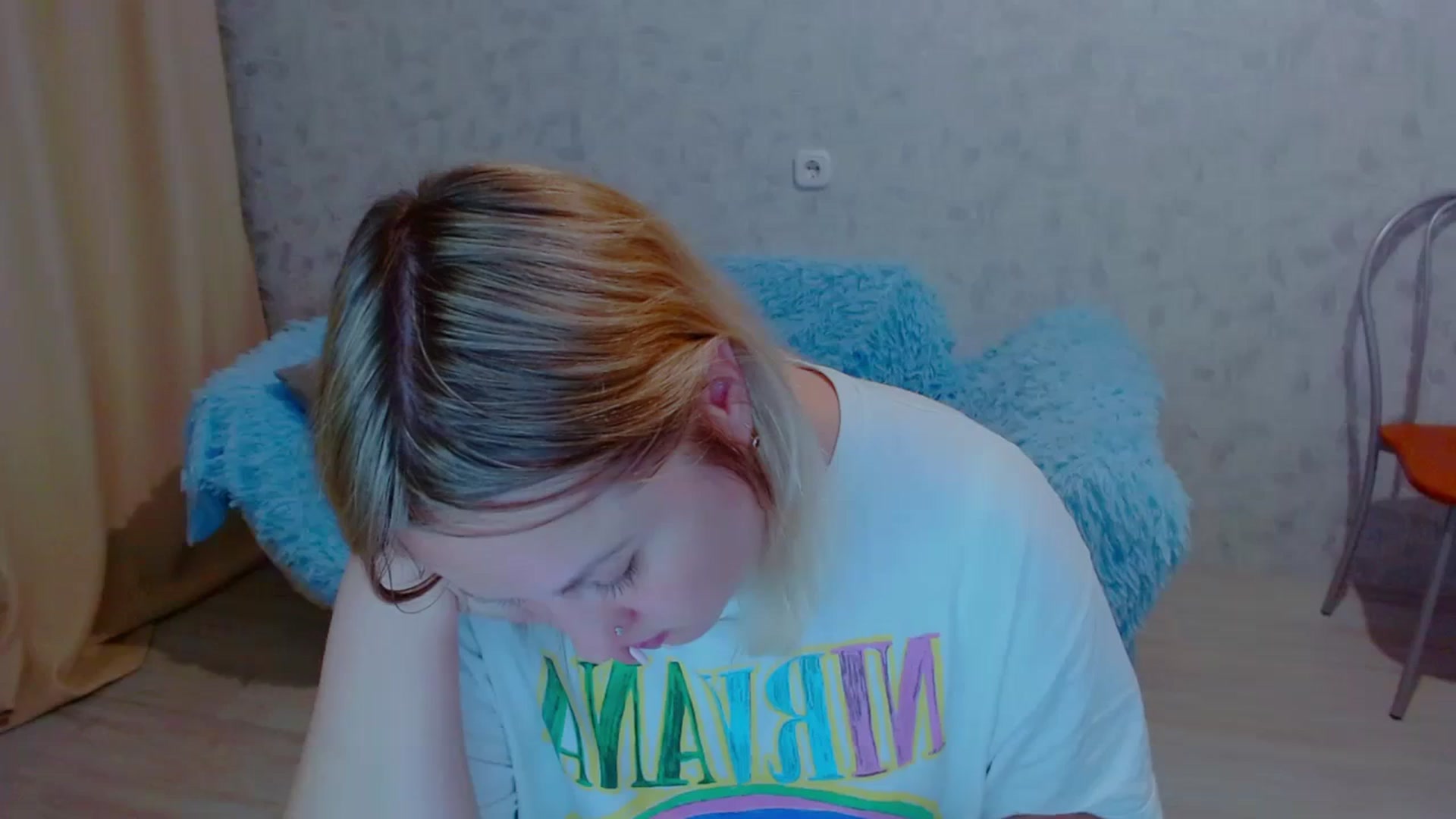 Gallery image thumbnail from Your_heart00's myfreecams stream on, 09/19/2023, 17:42 image 20 of 20