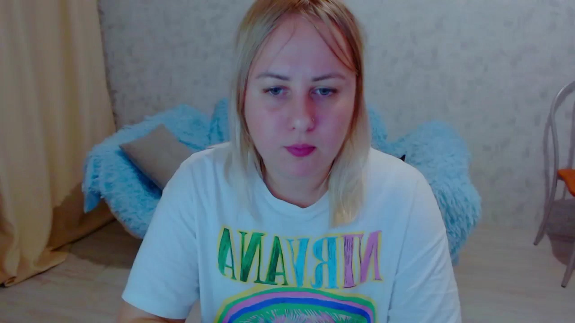Gallery image thumbnail from Your_heart00's myfreecams stream on, 09/19/2023, 17:42 image 1 of 20