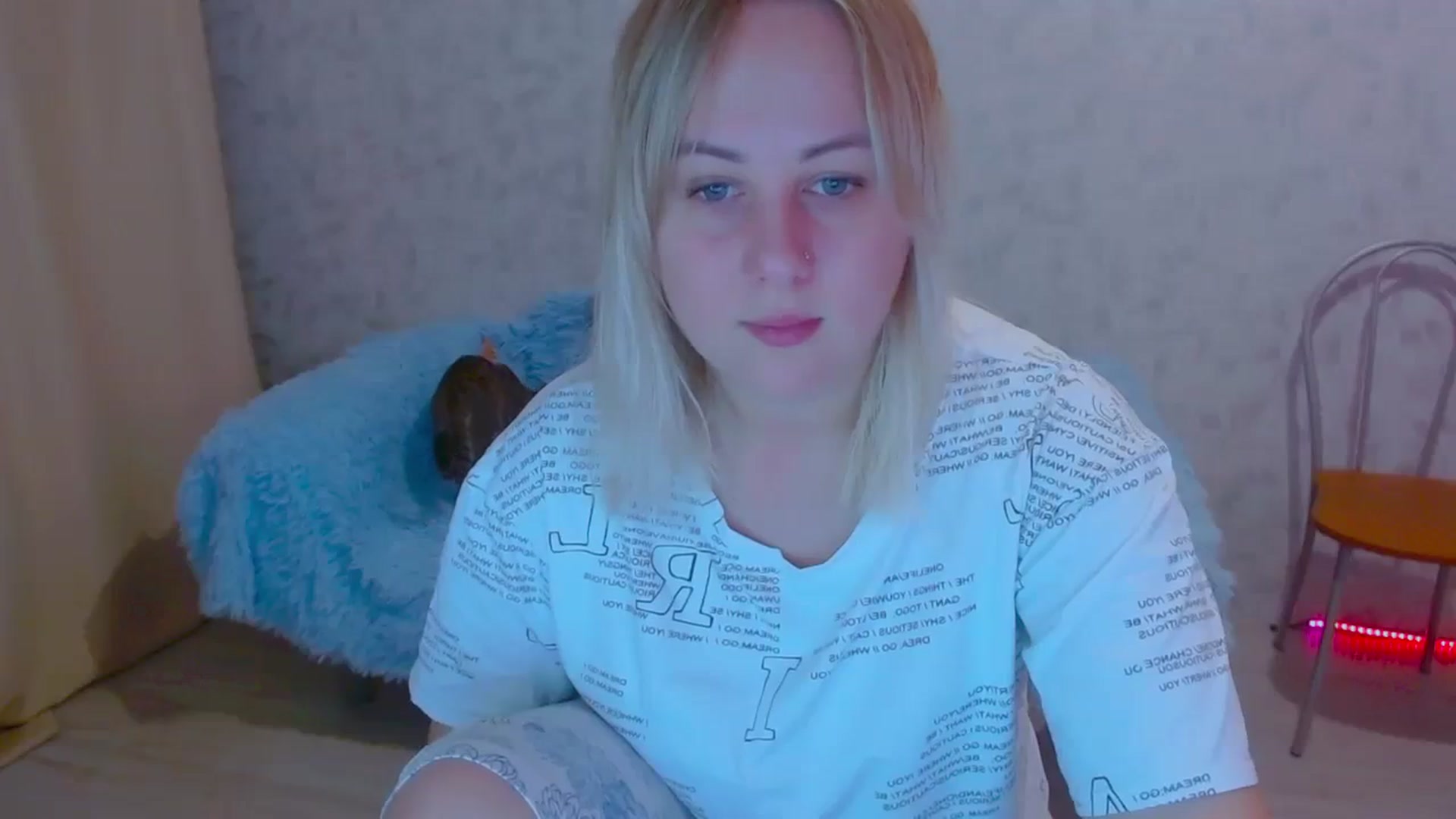 Gallery image thumbnail from Your_heart00's myfreecams stream on, 09/23/2023, 13:19 image 18 of 20