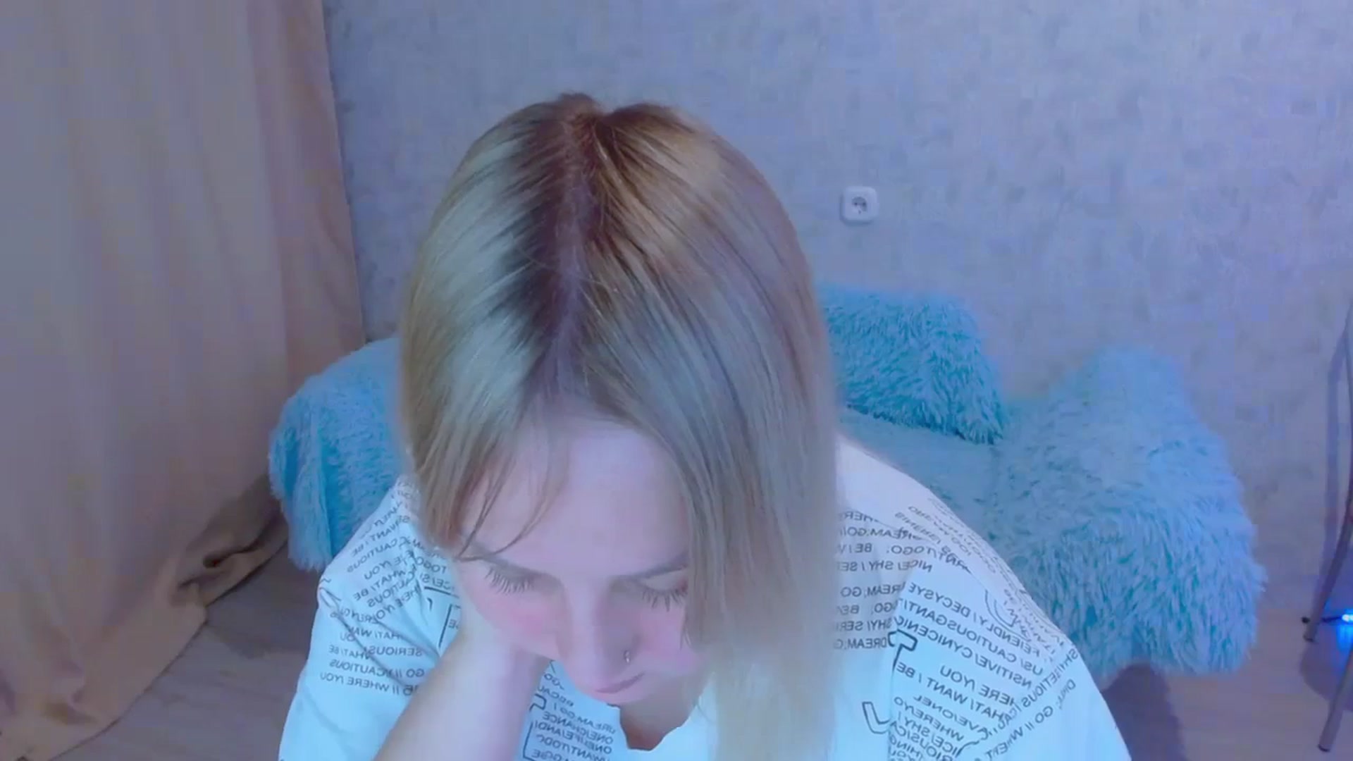 Gallery image thumbnail from Your_heart00's myfreecams stream on, 09/23/2023, 14:43 image 20 of 20