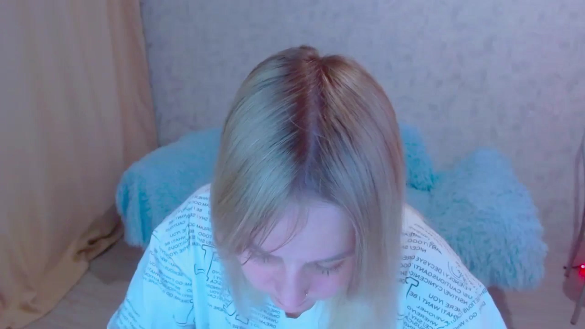 Gallery image thumbnail from Your_heart00's myfreecams stream on, 09/23/2023, 14:43 image 18 of 20