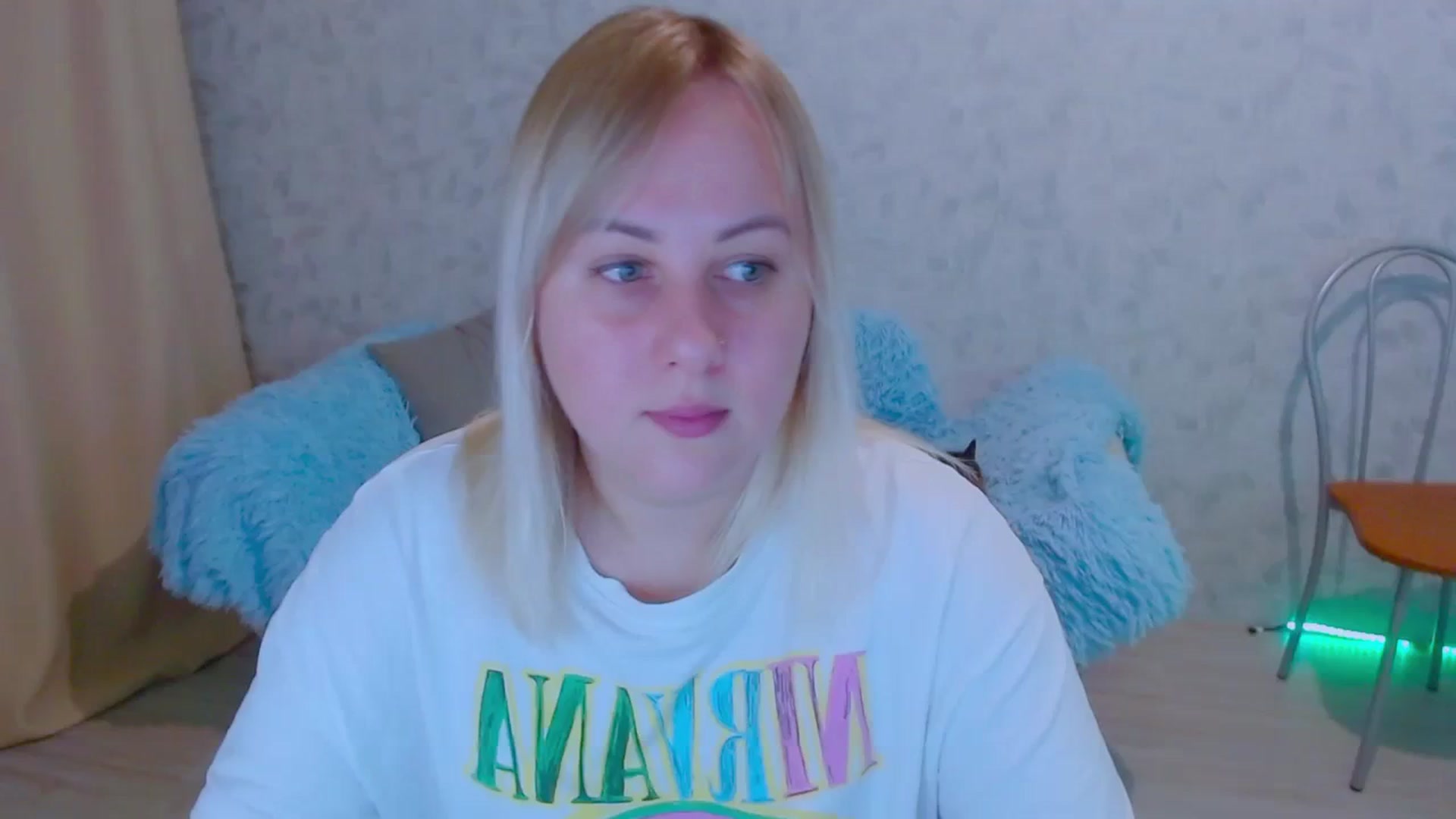 Gallery image thumbnail from Your_heart00's myfreecams stream on, 09/24/2023, 16:11 image 1 of 20