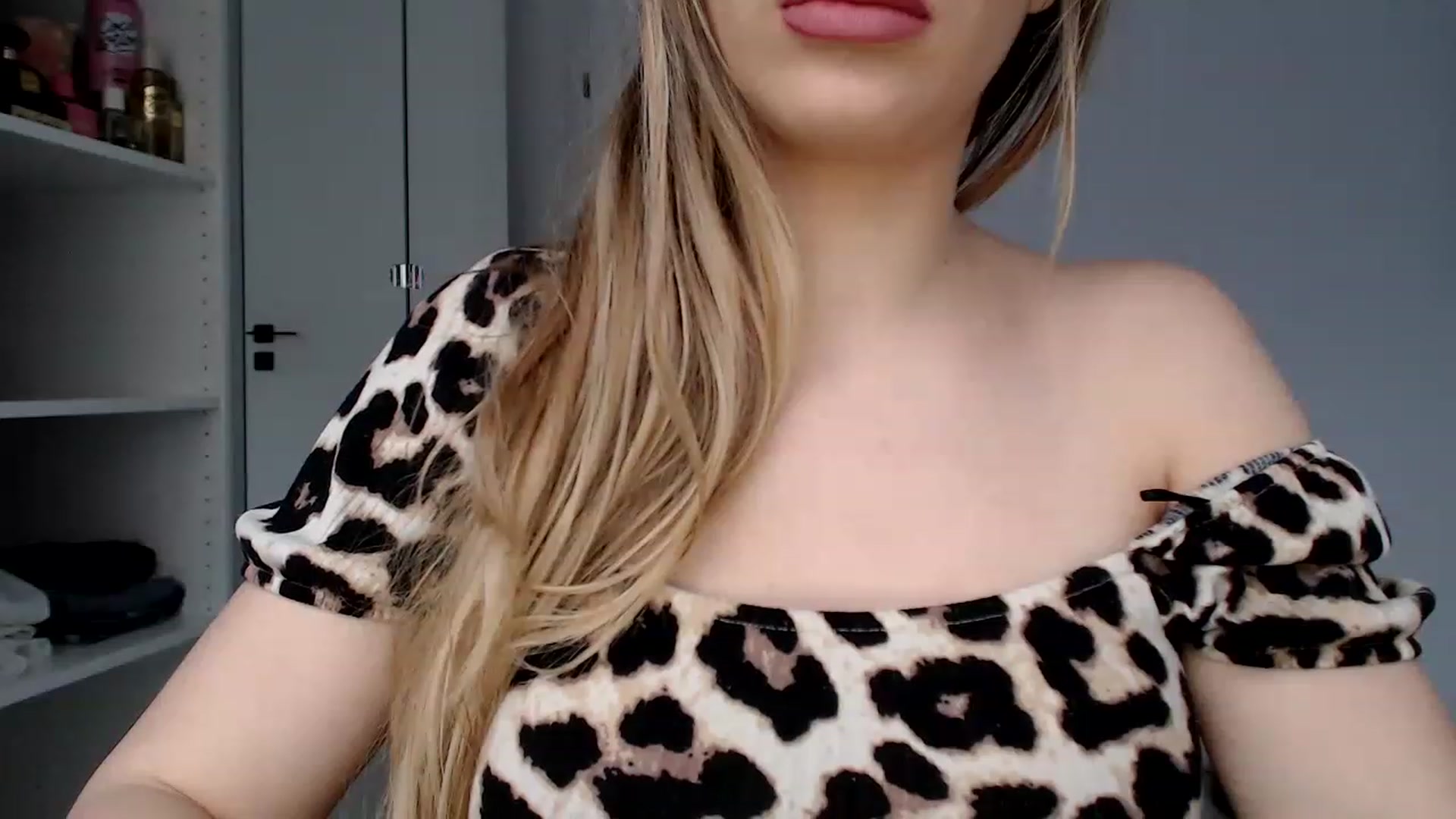 Gallery image thumbnail from Yourbabyyy96's myfreecams stream on, 12/11/2022, 13:42 image 18 of 20