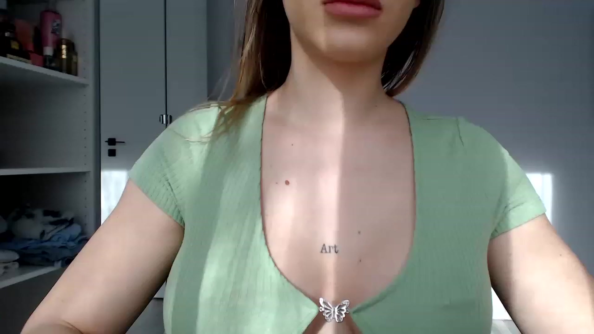 Gallery image thumbnail from Yourbabyyy96's myfreecams stream on, 12/15/2022, 11:00 image 6 of 20