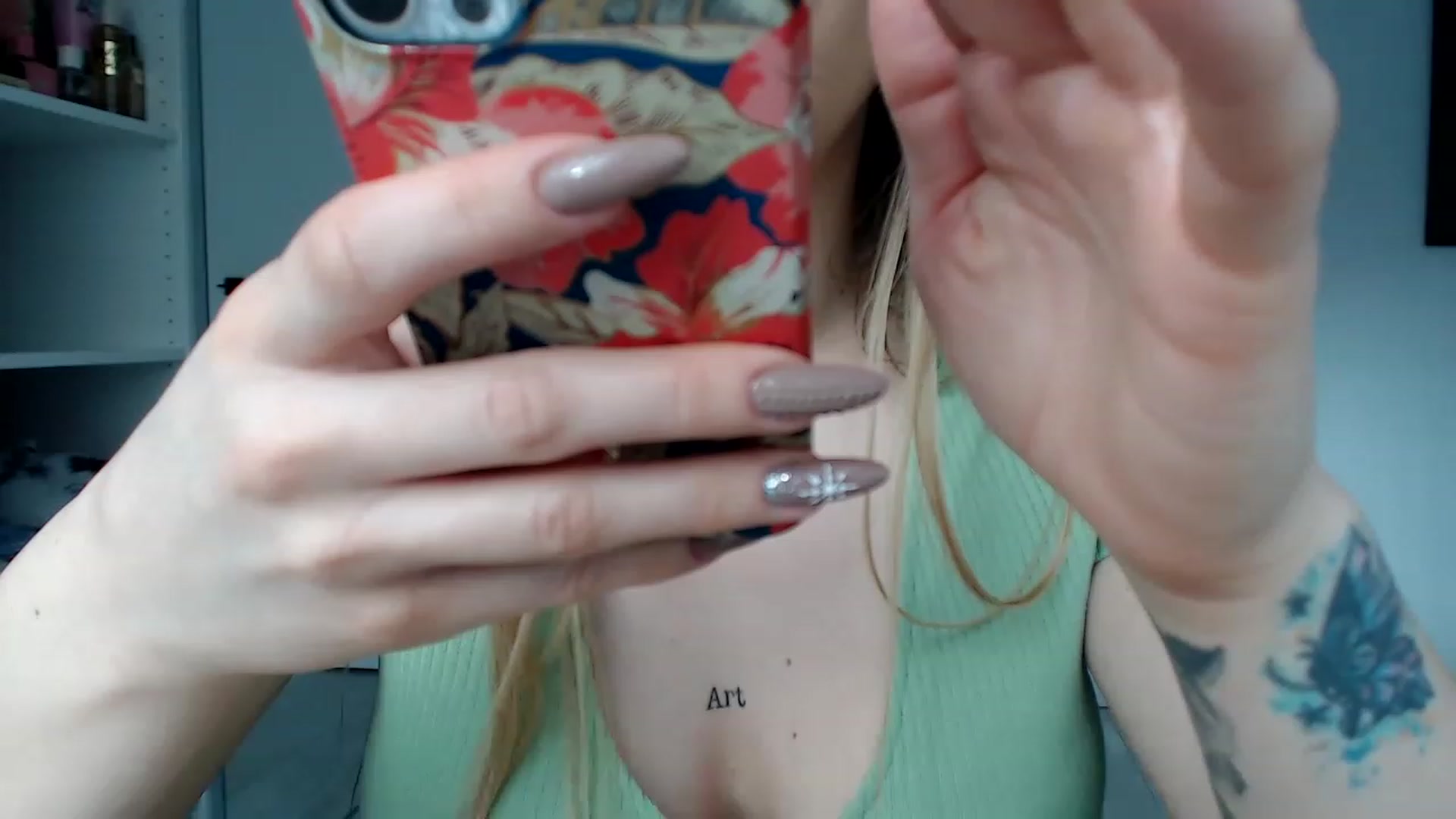 Gallery image thumbnail from Yourbabyyy96's myfreecams stream on, 12/15/2022, 12:22 image 8 of 20