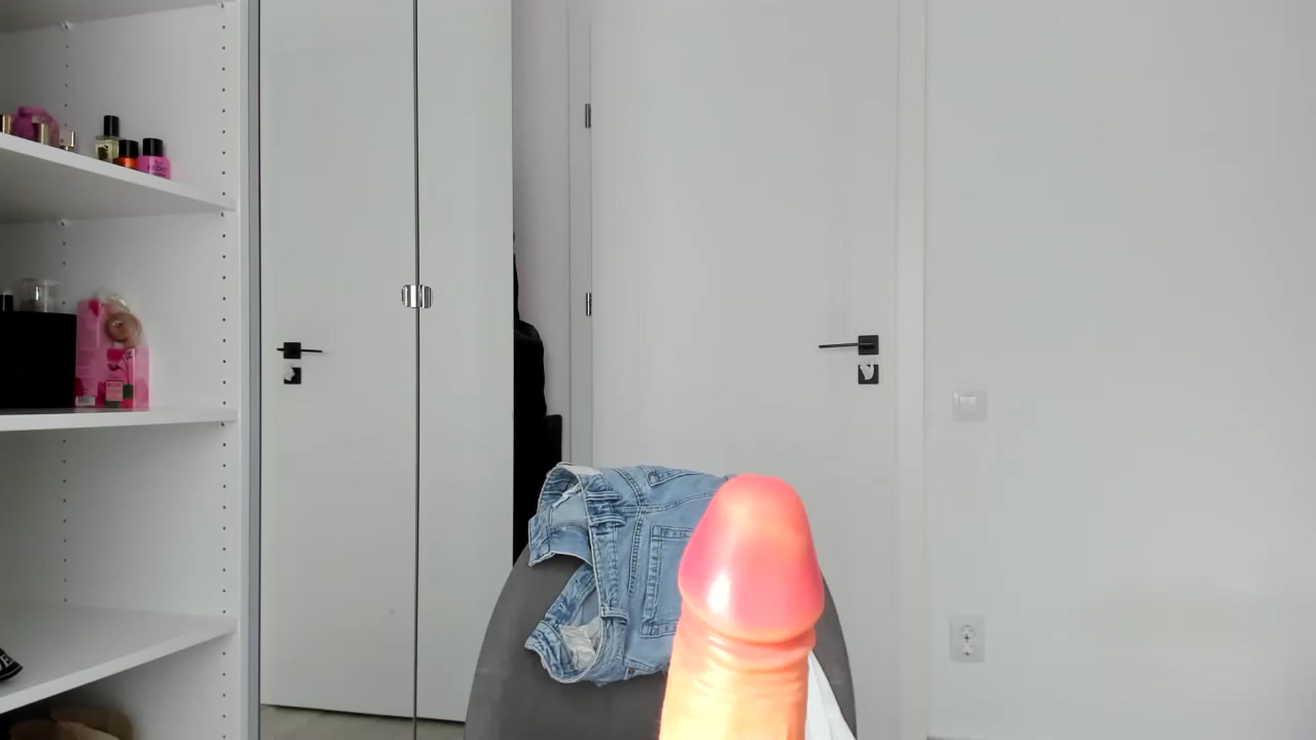 Gallery image thumbnail from Yourbabyyy96's myfreecams stream on, 10/10/2023, 11:09 image 17 of 20