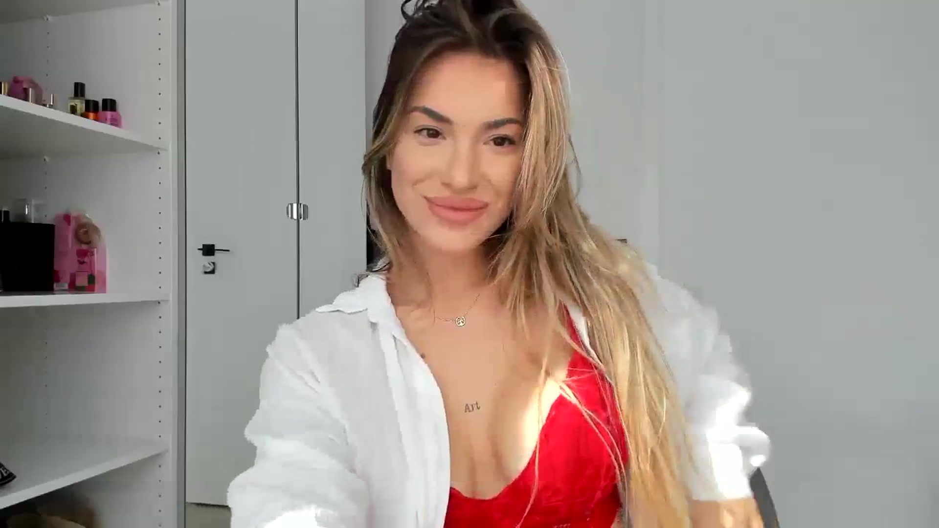 Gallery image thumbnail from Yourbabyyy96's myfreecams stream on, 10/10/2023, 11:24 image 16 of 20