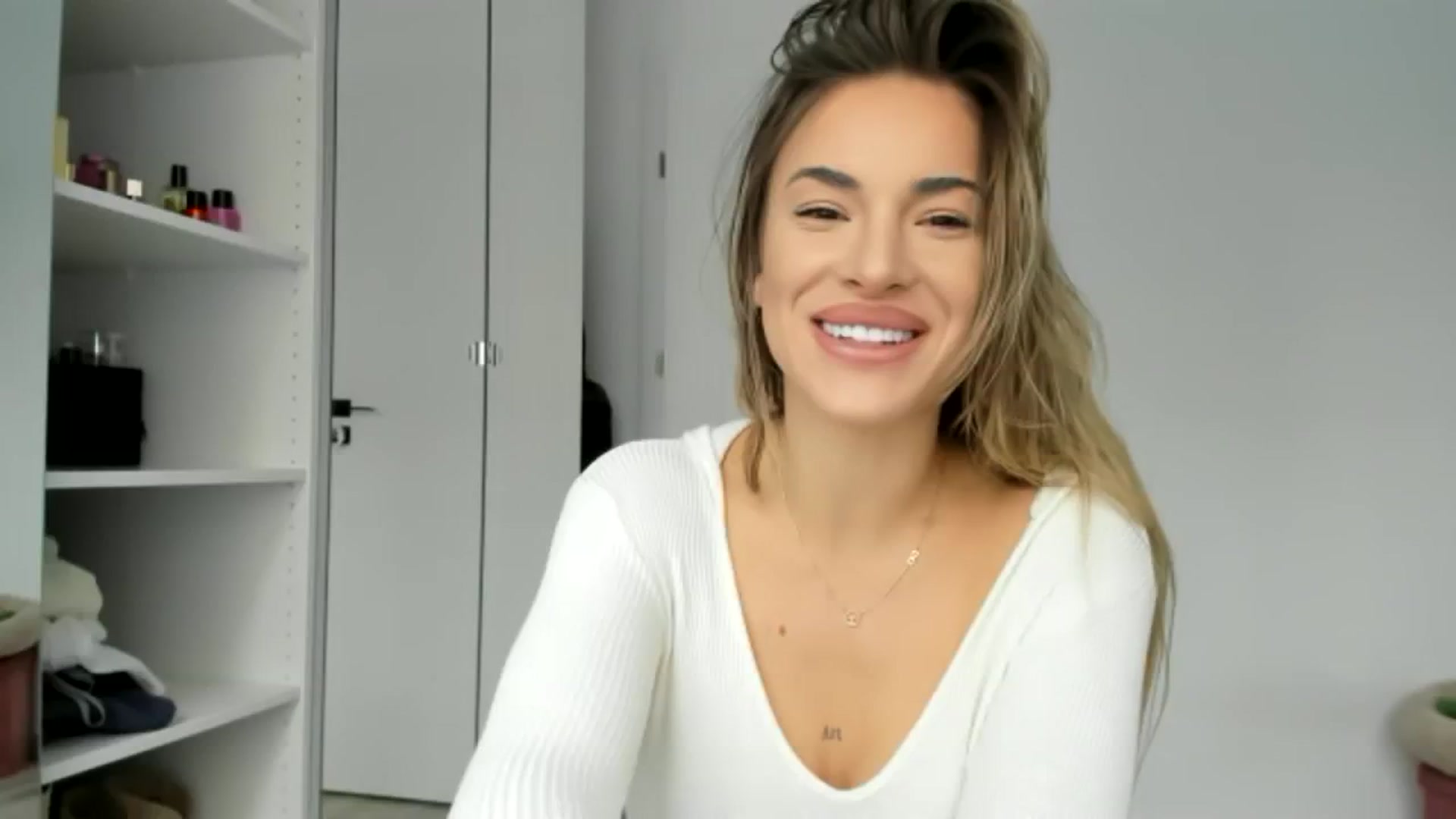 Gallery image thumbnail from Yourbabyyy96's myfreecams stream on, 10/18/2023, 07:57 image 8 of 20
