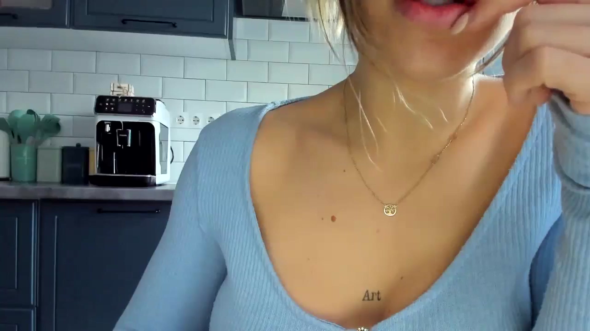 Gallery image thumbnail from Yourbabyyy96's myfreecams stream on, 10/25/2023, 11:37 image 12 of 20