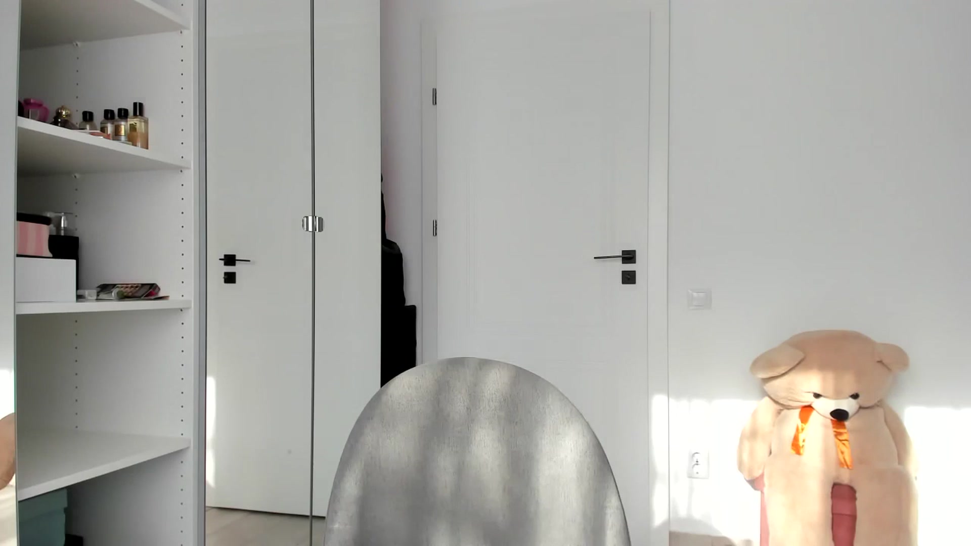 Gallery image thumbnail from Yourbabyyy96's myfreecams stream on, 11/16/2023, 11:10 image 14 of 20