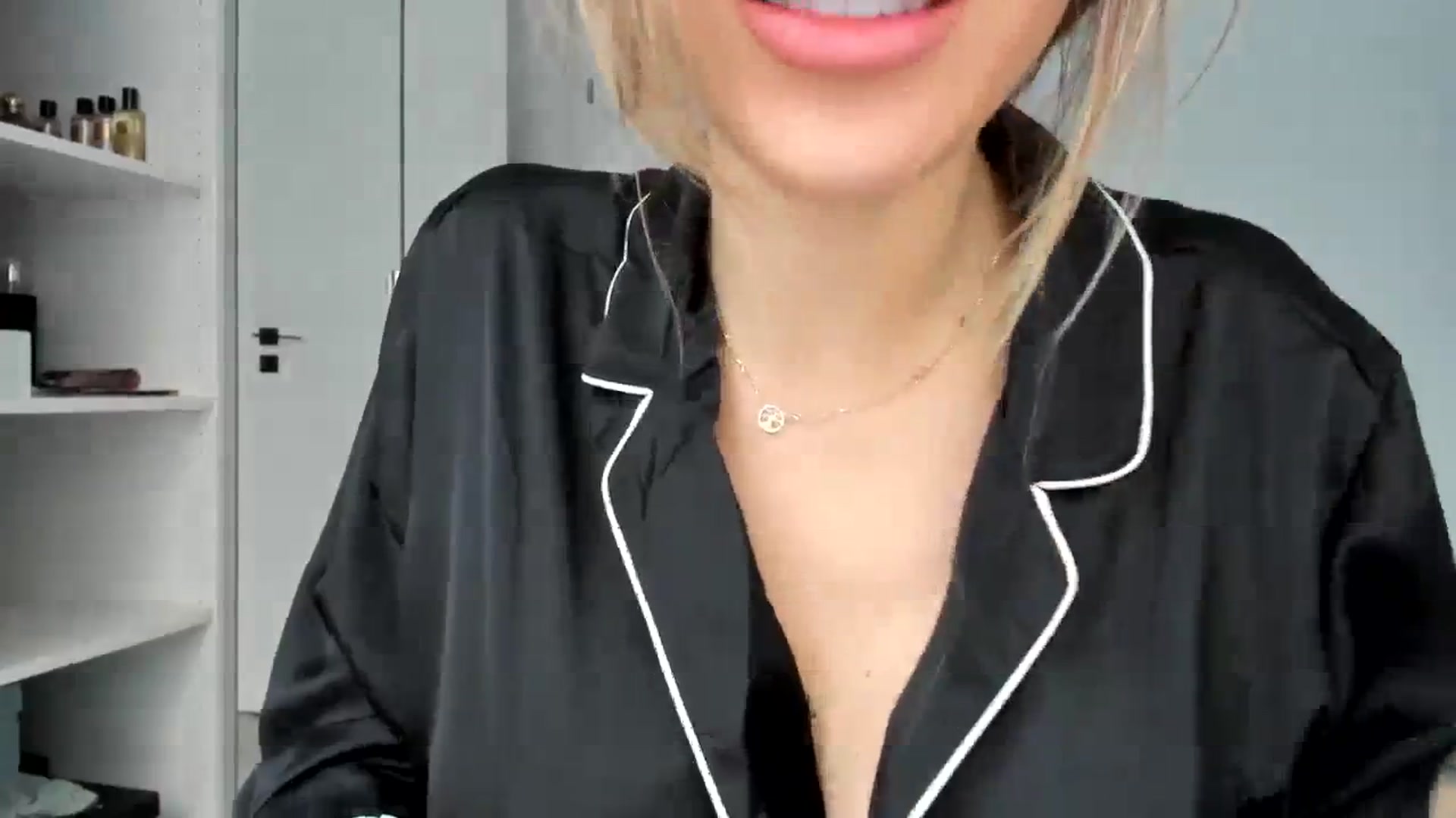 Gallery image thumbnail from Yourbabyyy96's myfreecams stream on, 11/17/2023, 13:42 image 17 of 20