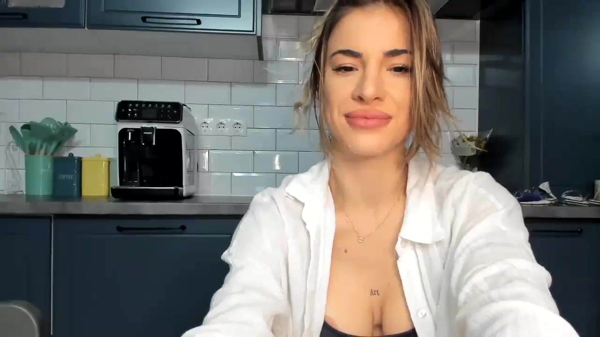Gallery image thumbnail from Yourbabyyy96's myfreecams stream on, 12/13/2023, 22:44 image 9 of 20