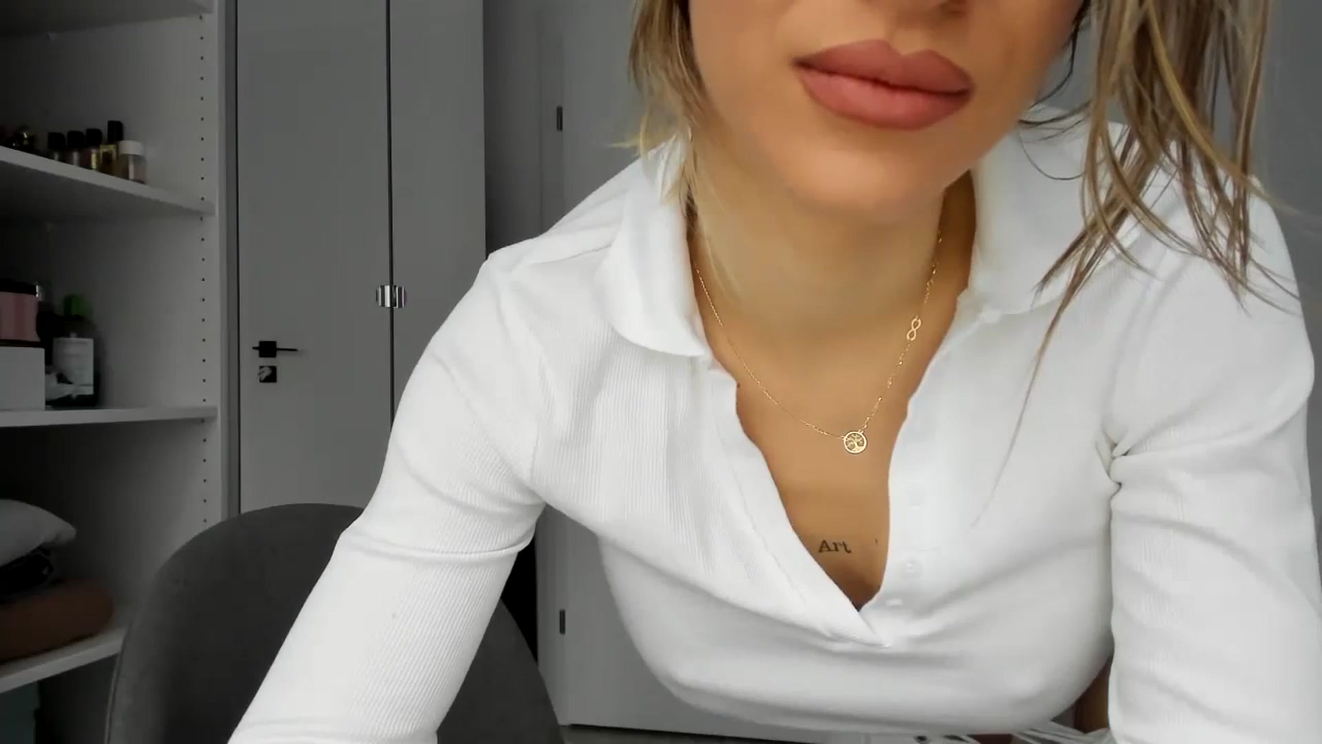 Gallery image thumbnail from Yourbabyyy96's myfreecams stream on, 12/14/2023, 12:23 image 14 of 20