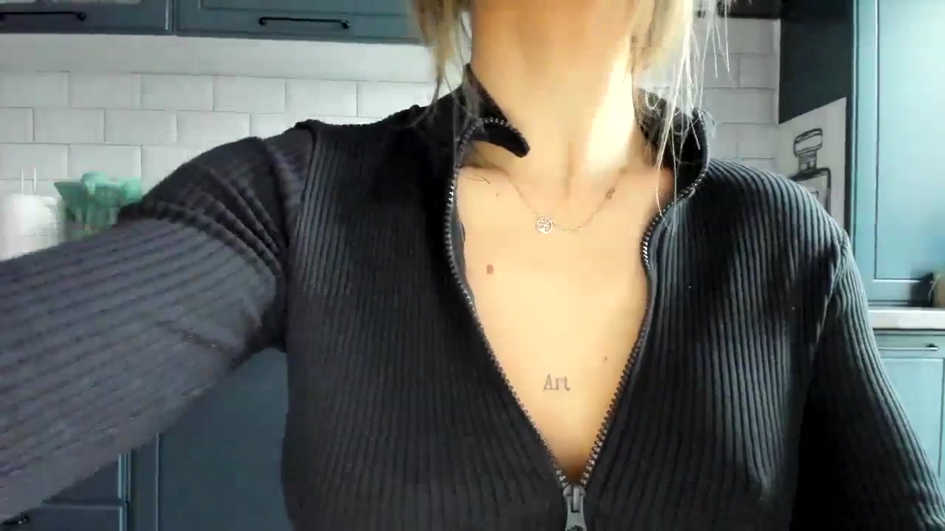 Gallery image thumbnail from Yourbabyyy96's myfreecams stream on, 12/17/2023, 12:50 image 20 of 20