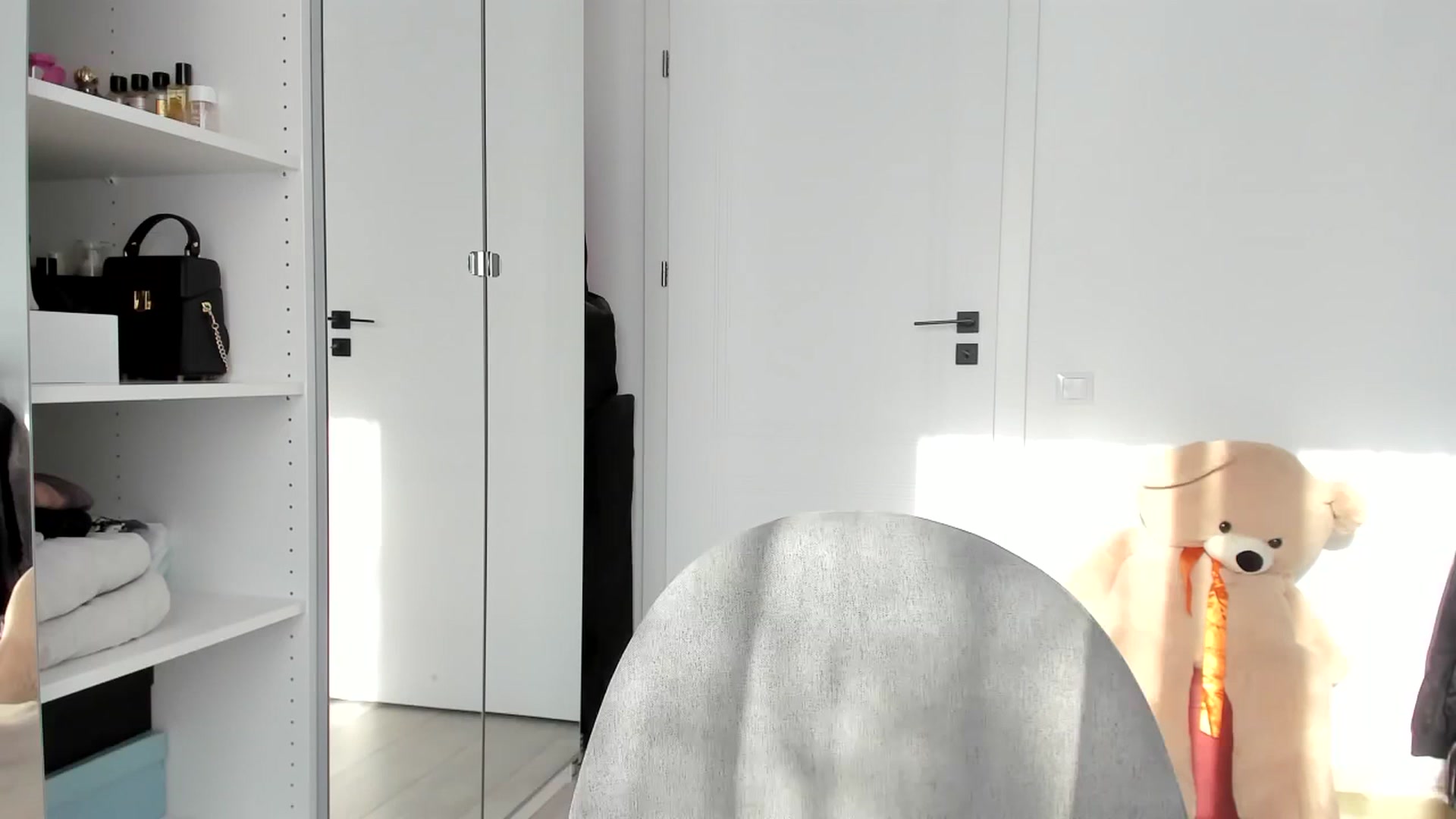 Gallery image thumbnail from Yourbabyyy96's myfreecams stream on, 01/09/2024, 12:02 image 1 of 20
