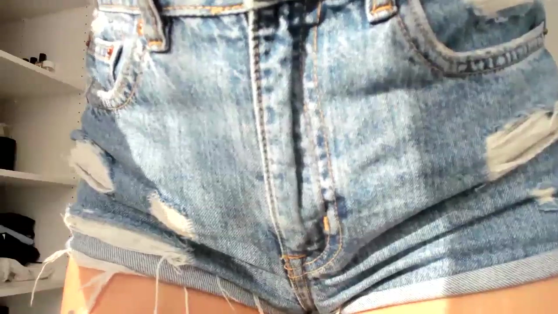 Gallery image thumbnail from Yourbabyyy96's myfreecams stream on, 01/11/2024, 12:07 image 11 of 20