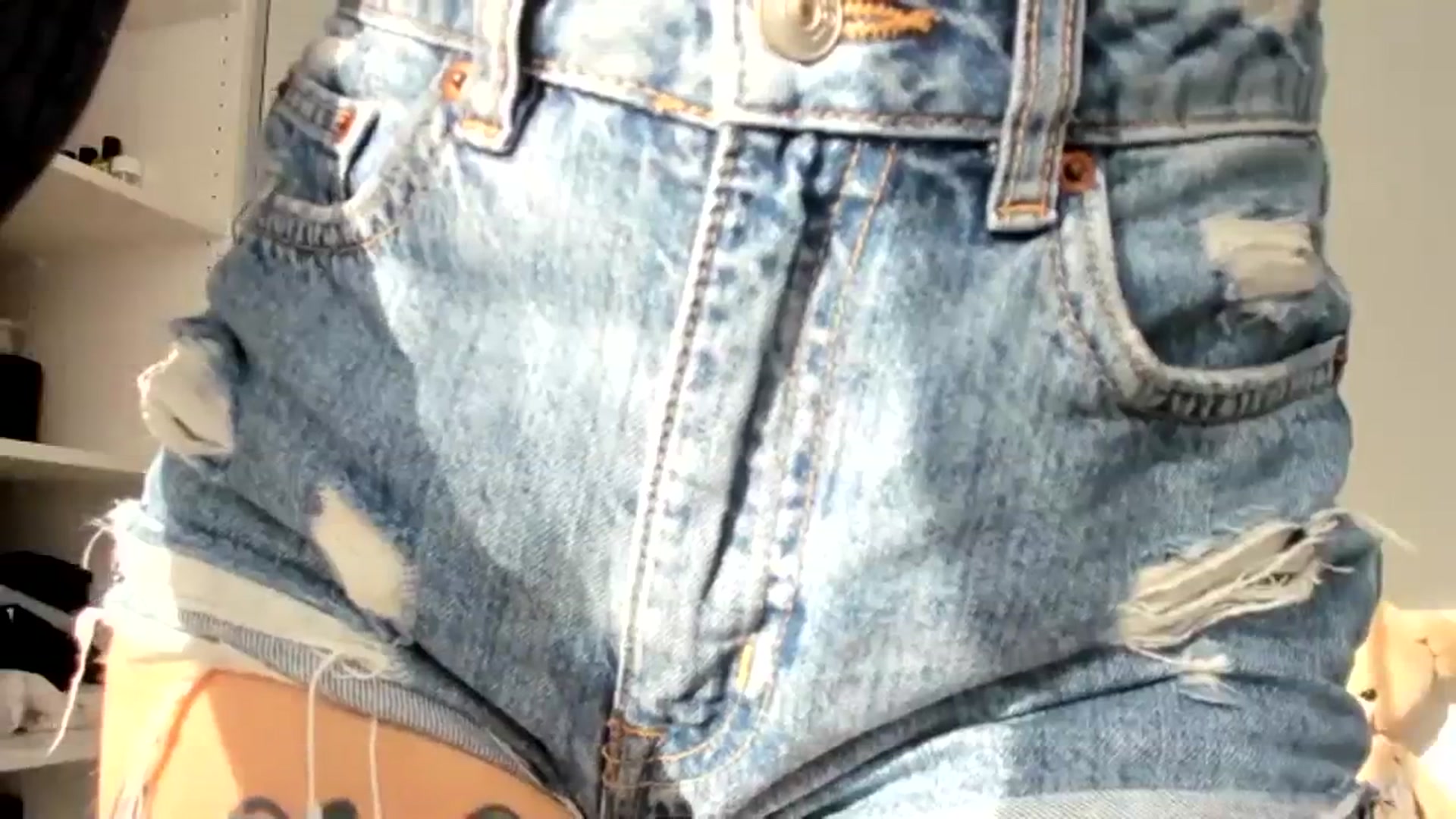 Gallery image thumbnail from Yourbabyyy96's myfreecams stream on, 01/11/2024, 12:07 image 8 of 20