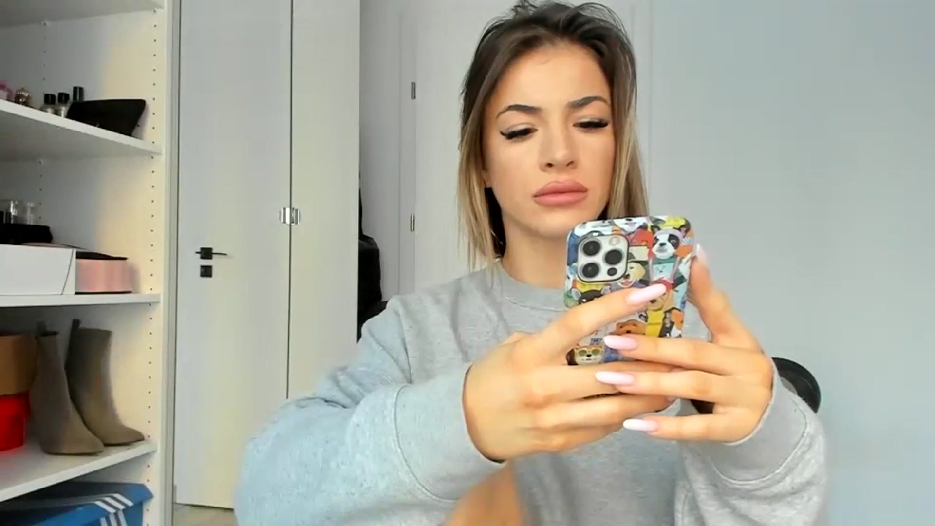 Gallery image thumbnail from Yourbabyyy96's myfreecams stream on, 02/07/2024, 14:56 image 9 of 20