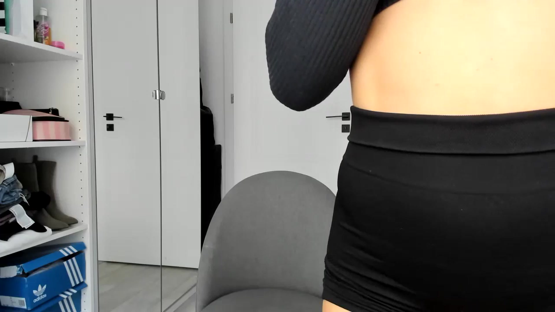 Gallery image thumbnail from Yourbabyyy96's myfreecams stream on, 02/20/2024, 14:37 image 18 of 20