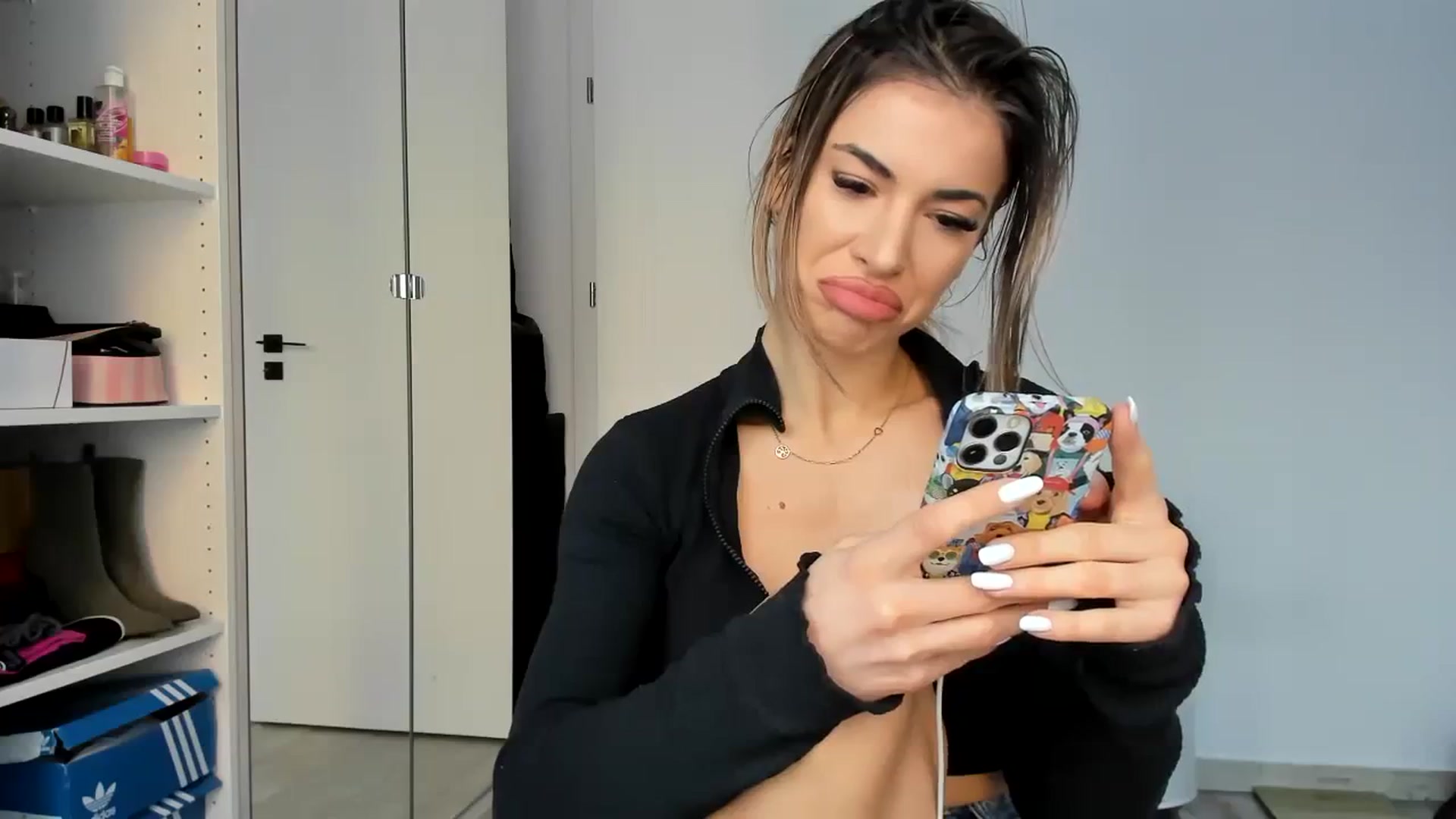 Gallery image thumbnail from Yourbabyyy96's myfreecams stream on, 02/21/2024, 14:51 image 16 of 20