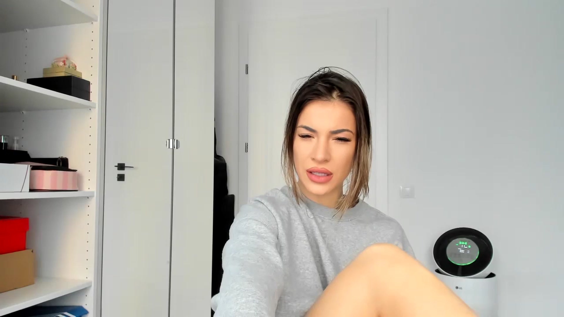 Gallery image thumbnail from Yourbabyyy96's myfreecams stream on, 02/26/2024, 14:49 image 19 of 20