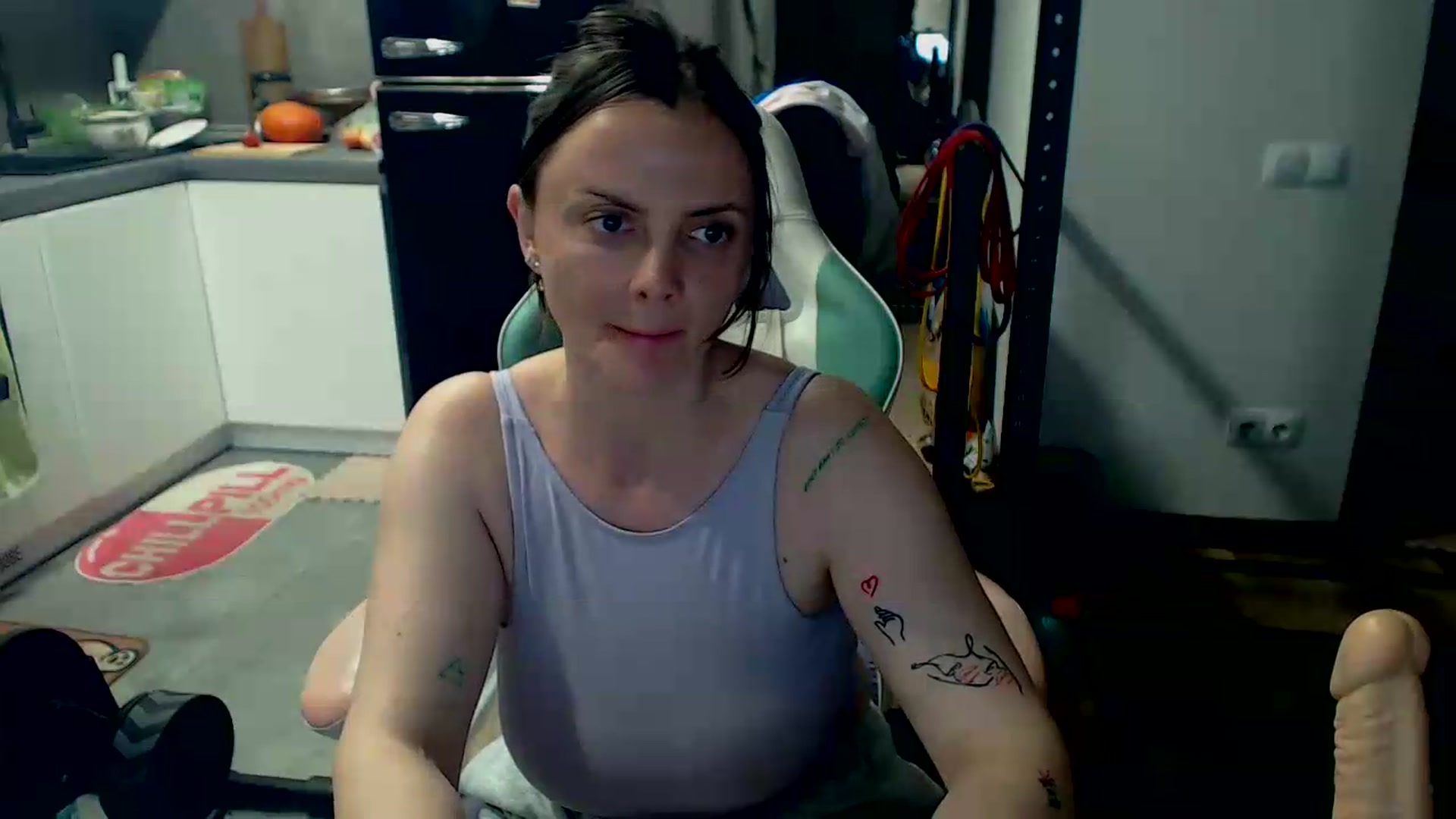 Gallery image thumbnail from Yourdream25's myfreecams stream on, 08/21/2026, 16:40 image 20 of 20