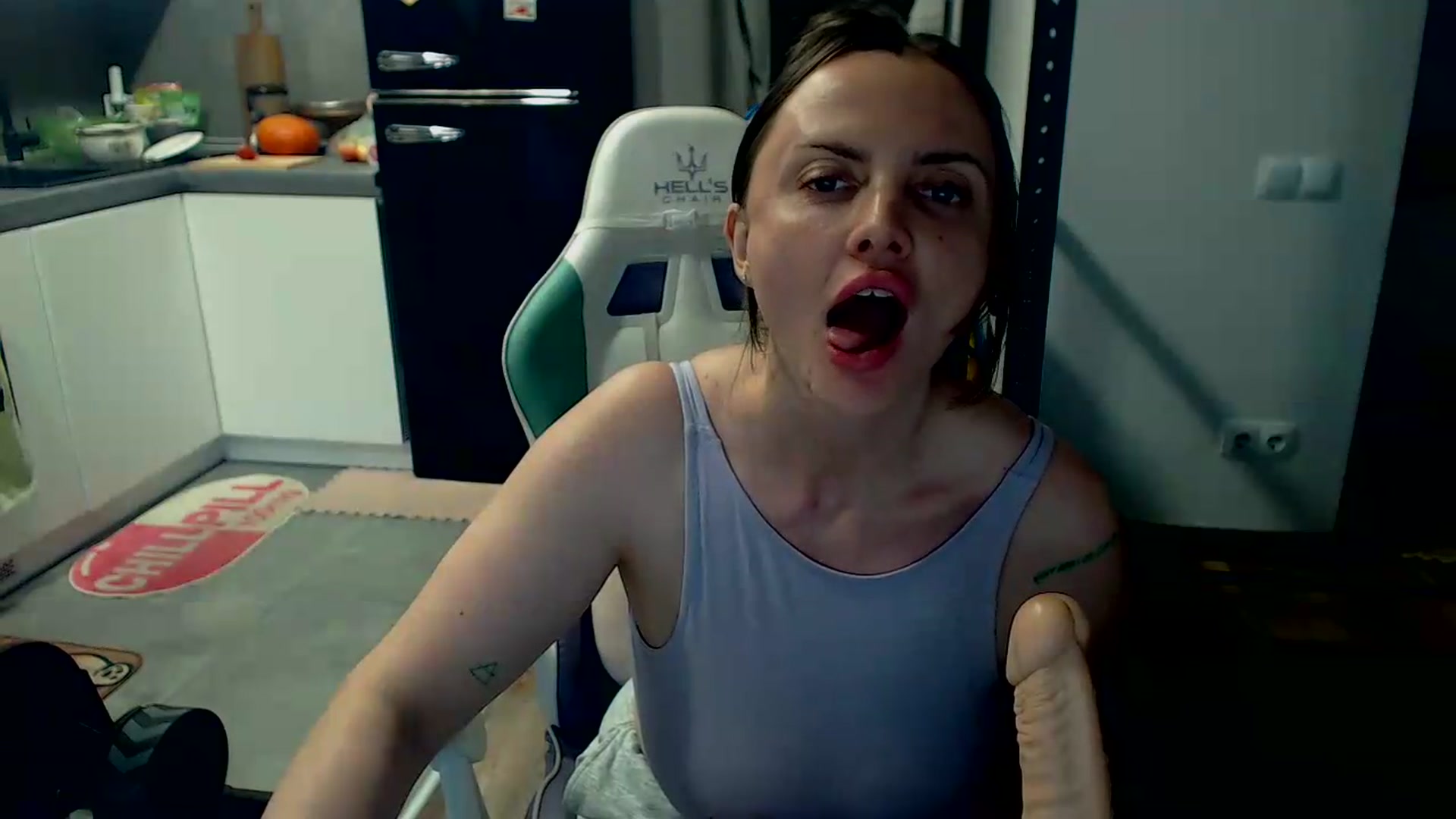 Gallery image thumbnail from Yourdream25's myfreecams stream on, 08/21/2026, 16:40 image 5 of 20