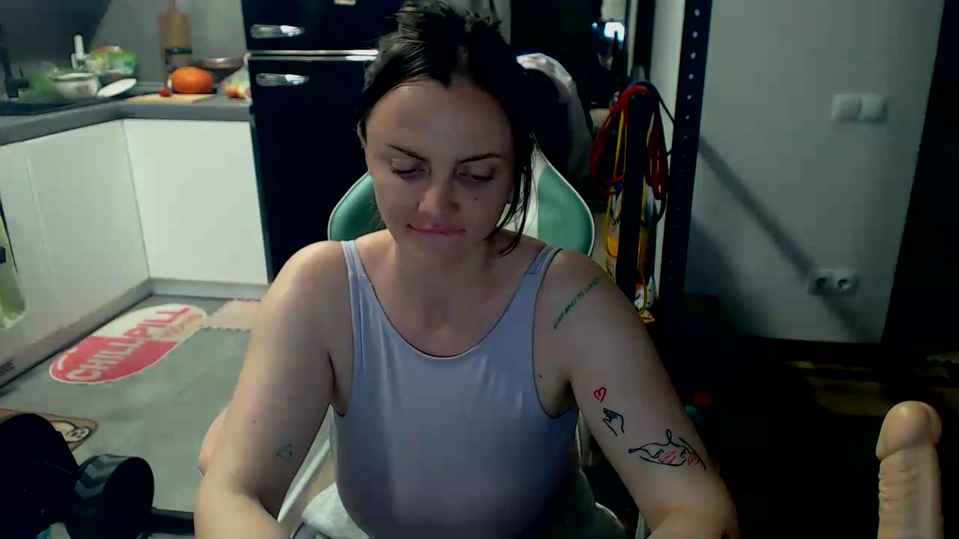 Gallery image thumbnail from Yourdream25's myfreecams stream on, 08/21/2026, 16:40 image 18 of 20