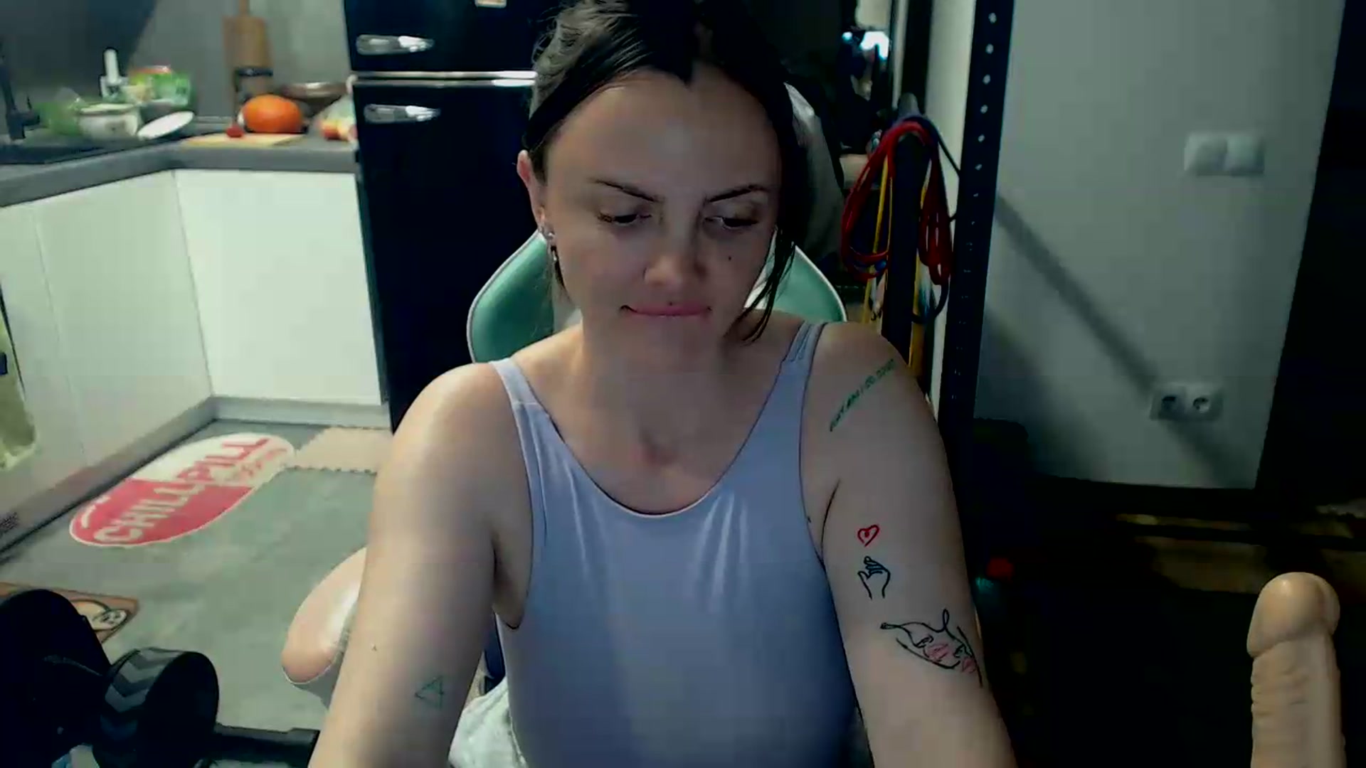 Gallery image thumbnail from Yourdream25's myfreecams stream on, 08/21/2026, 16:40 image 17 of 20