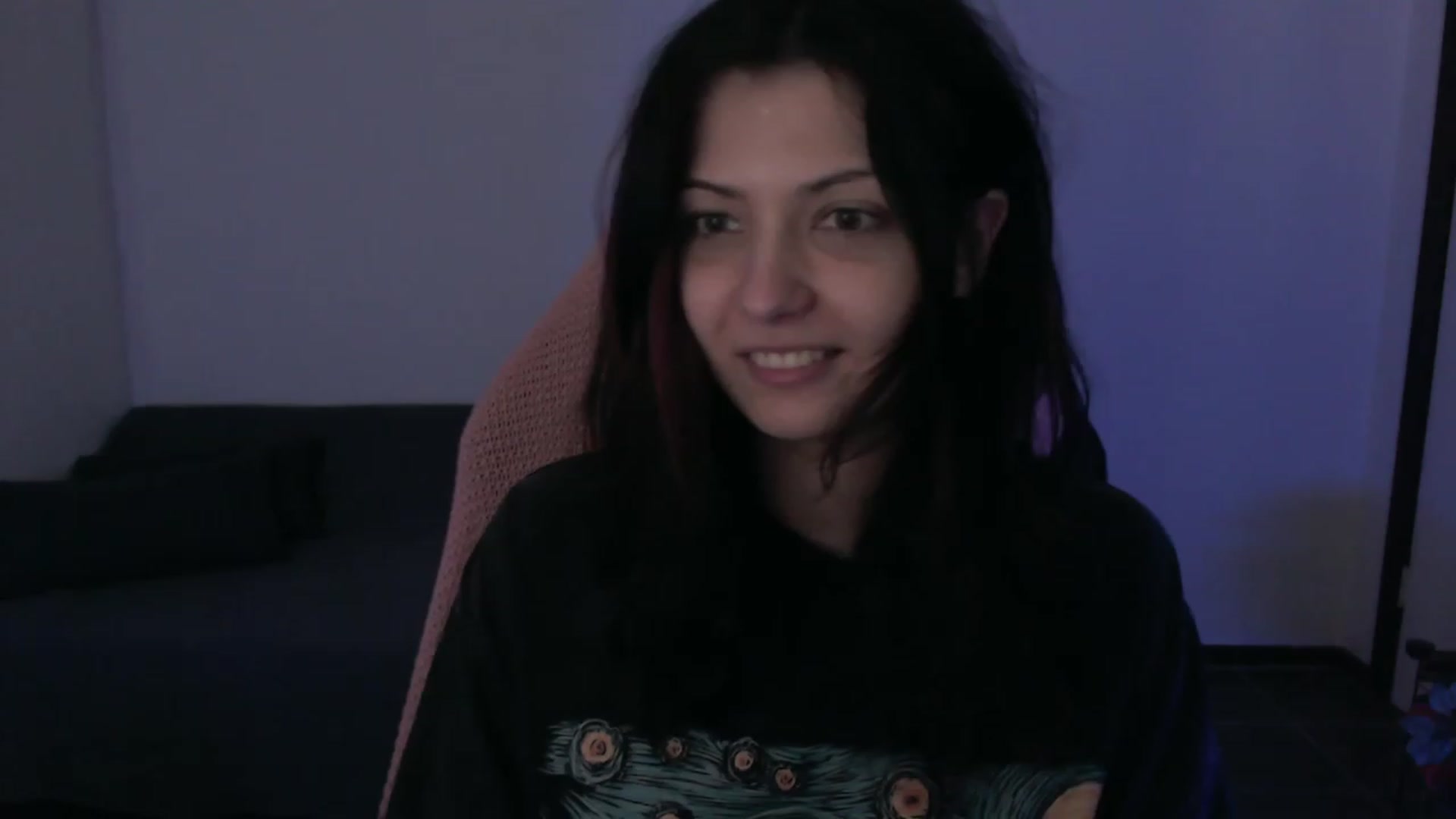 Gallery image thumbnail from YoureDream1's myfreecams stream on, 09/17/2023, 03:01 image 7 of 20