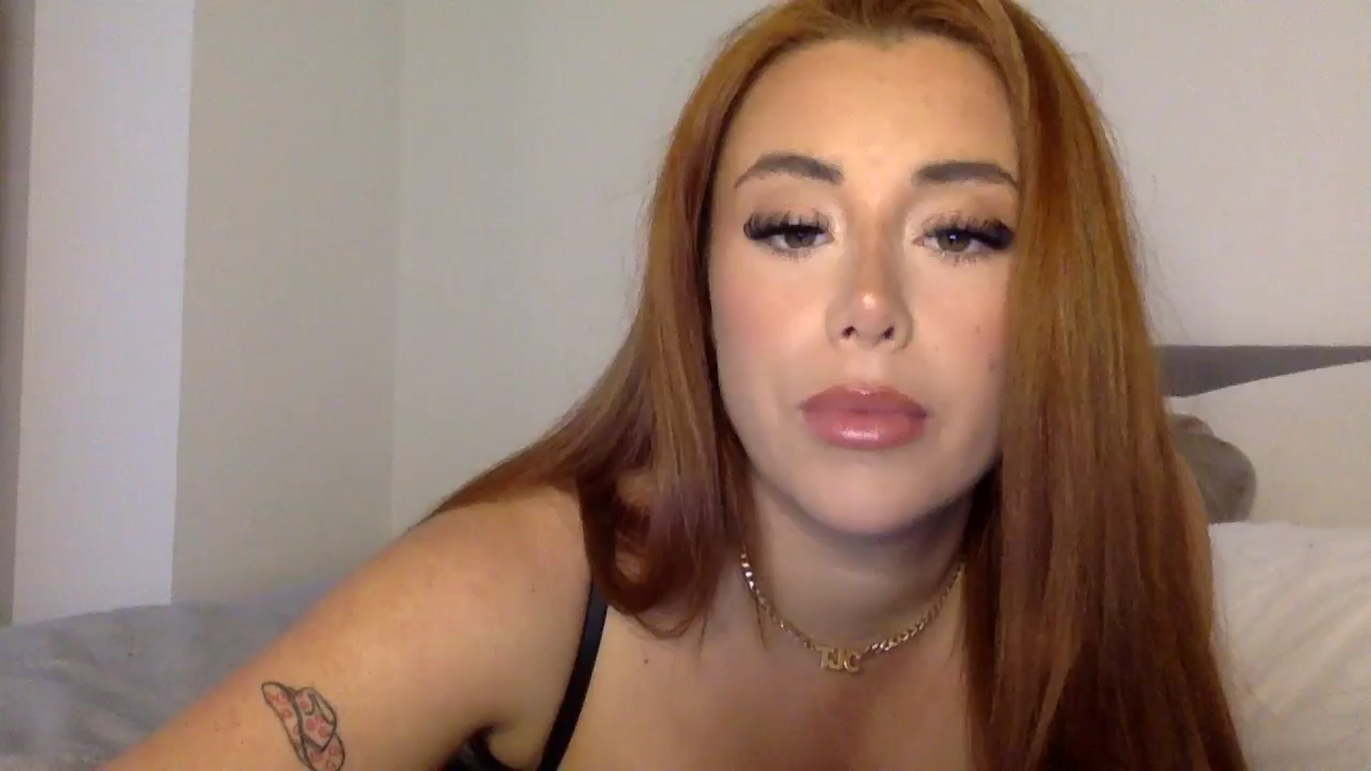 Gallery image thumbnail from Yourfavegall's myfreecams stream on, 10/01/2024, 16:41 image 19 of 20