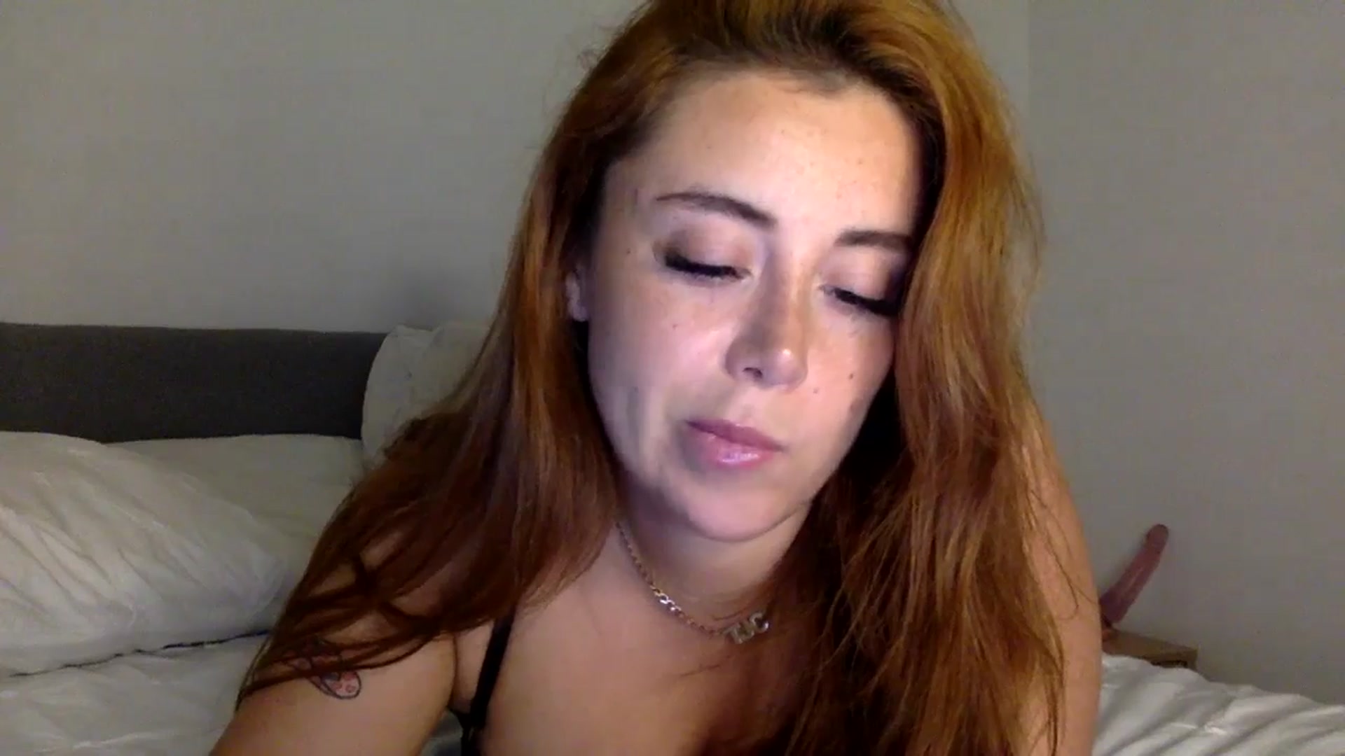 Gallery image thumbnail from Yourfavegall's myfreecams stream on, 10/26/2024, 04:30 image 13 of 20