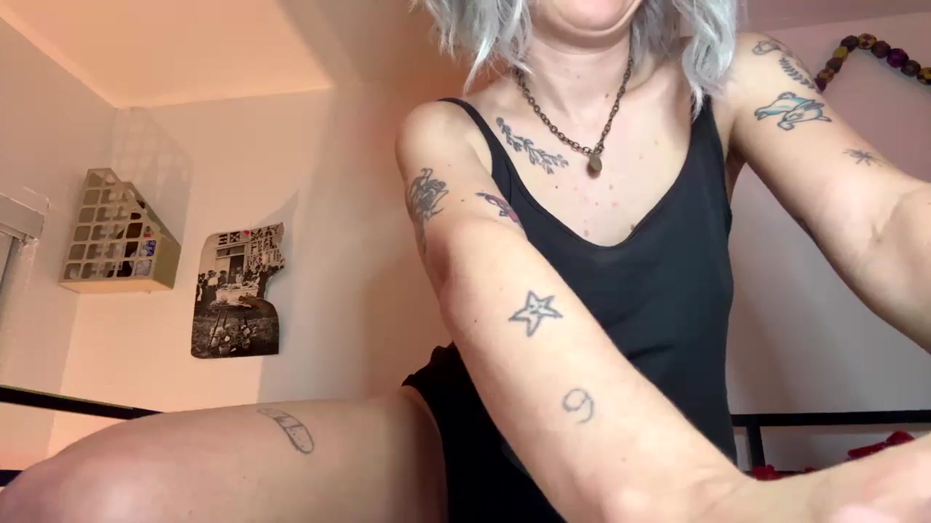Gallery image thumbnail from Yourgirlalice's myfreecams stream on, 12/16/2025, 13:20 image 6 of 20