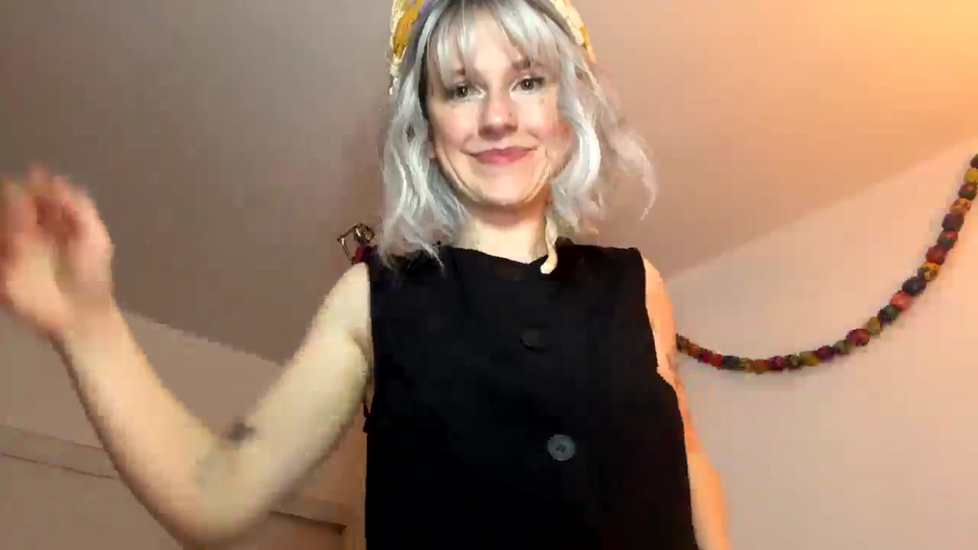 Gallery image thumbnail from Yourgirlalice's myfreecams stream on, 12/18/2025, 19:29 image 4 of 20