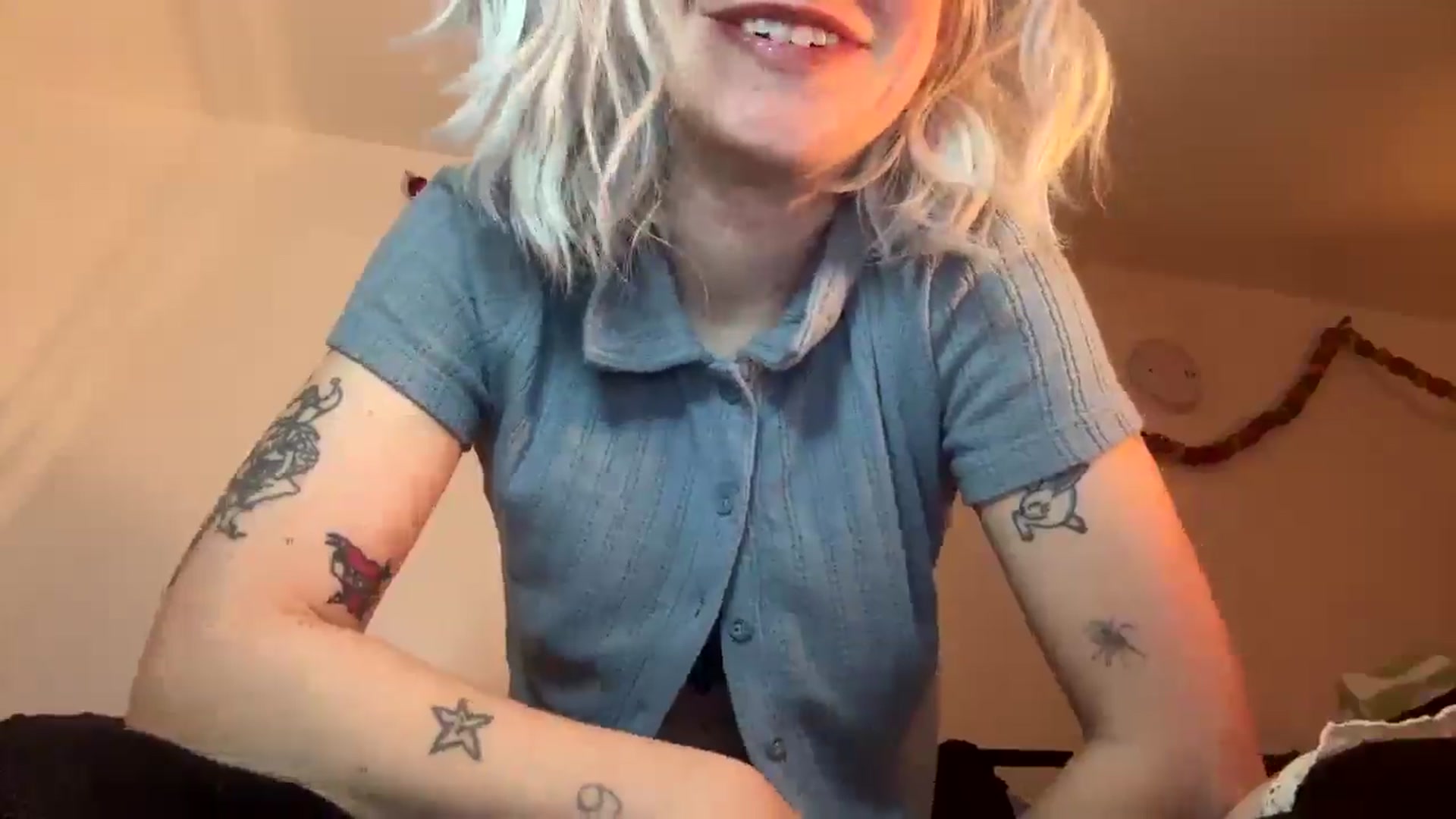 Gallery image thumbnail from Yourgirlalice's myfreecams stream on, 12/27/2025, 09:51 image 7 of 20