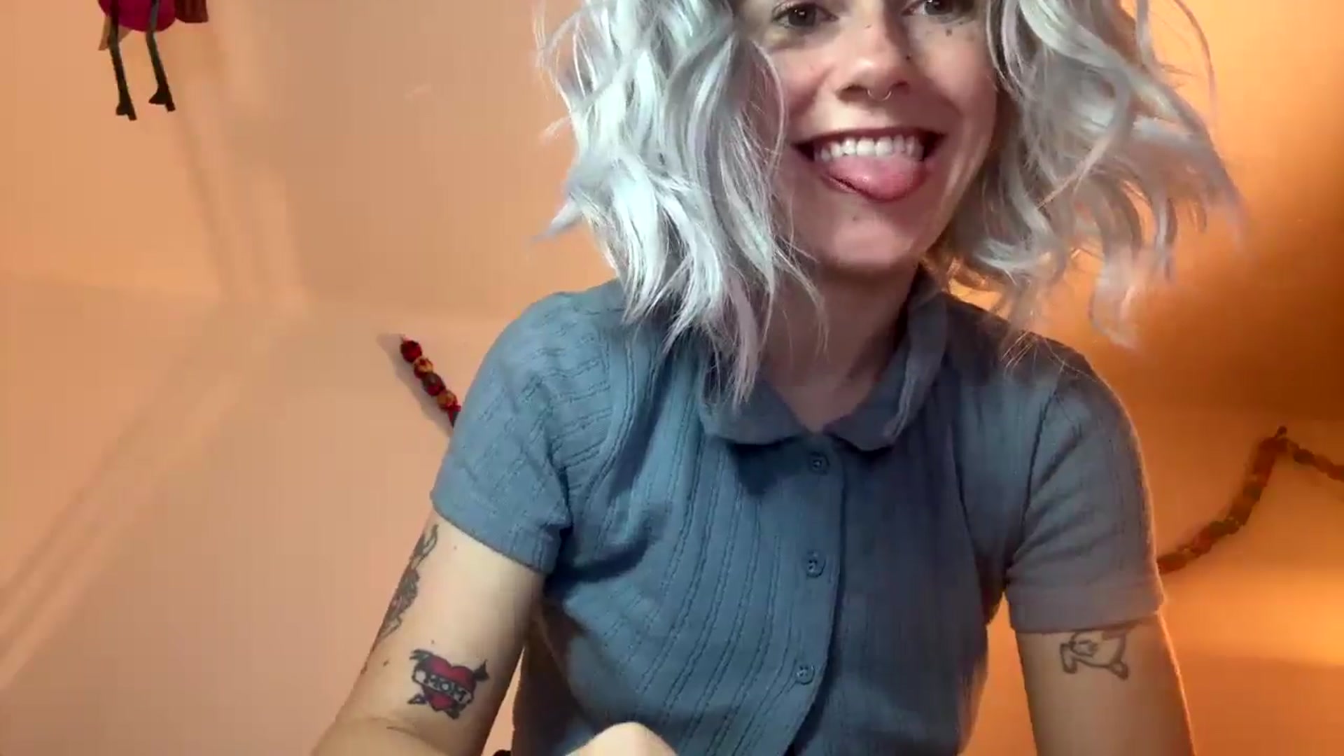 Gallery image thumbnail from Yourgirlalice's myfreecams stream on, 12/27/2025, 09:51 image 3 of 20