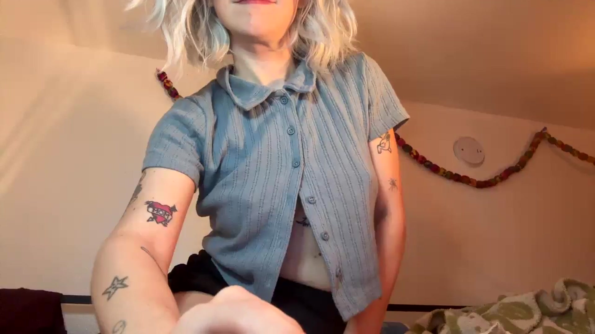 Gallery image thumbnail from Yourgirlalice's myfreecams stream on, 12/27/2025, 09:51 image 5 of 20